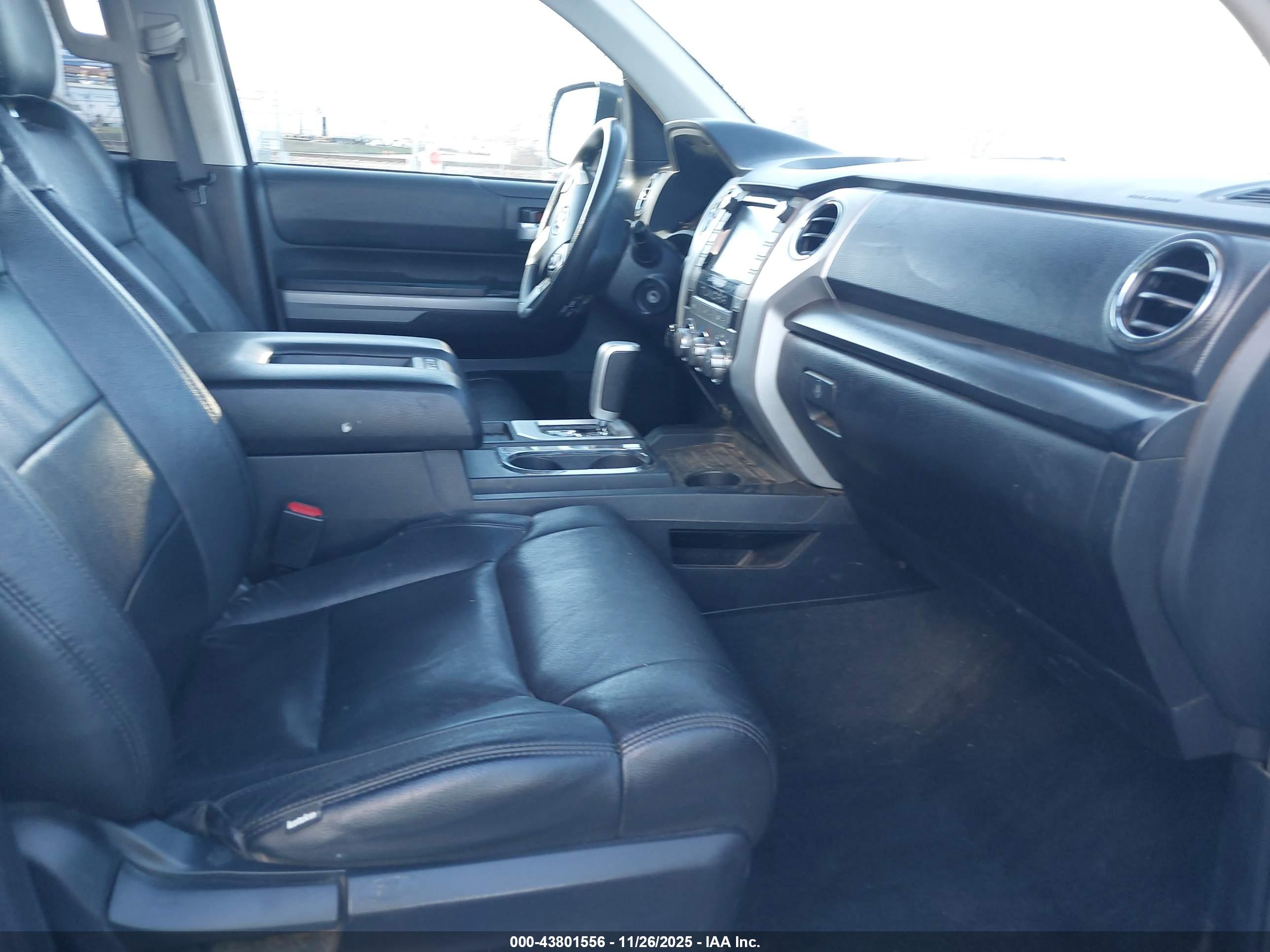 TOYOTA TUNDRA image 5