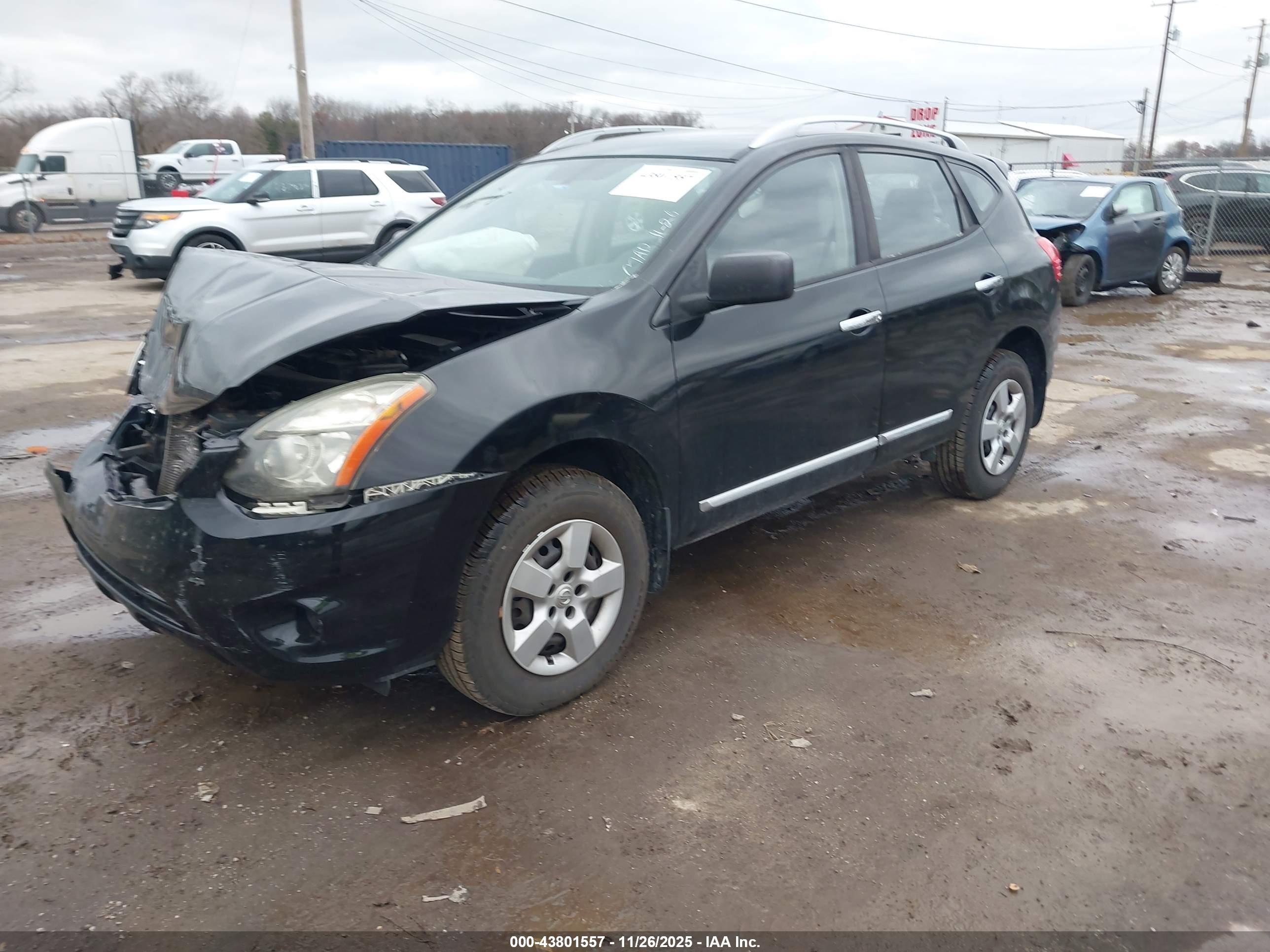NISSAN ROGUE image 2