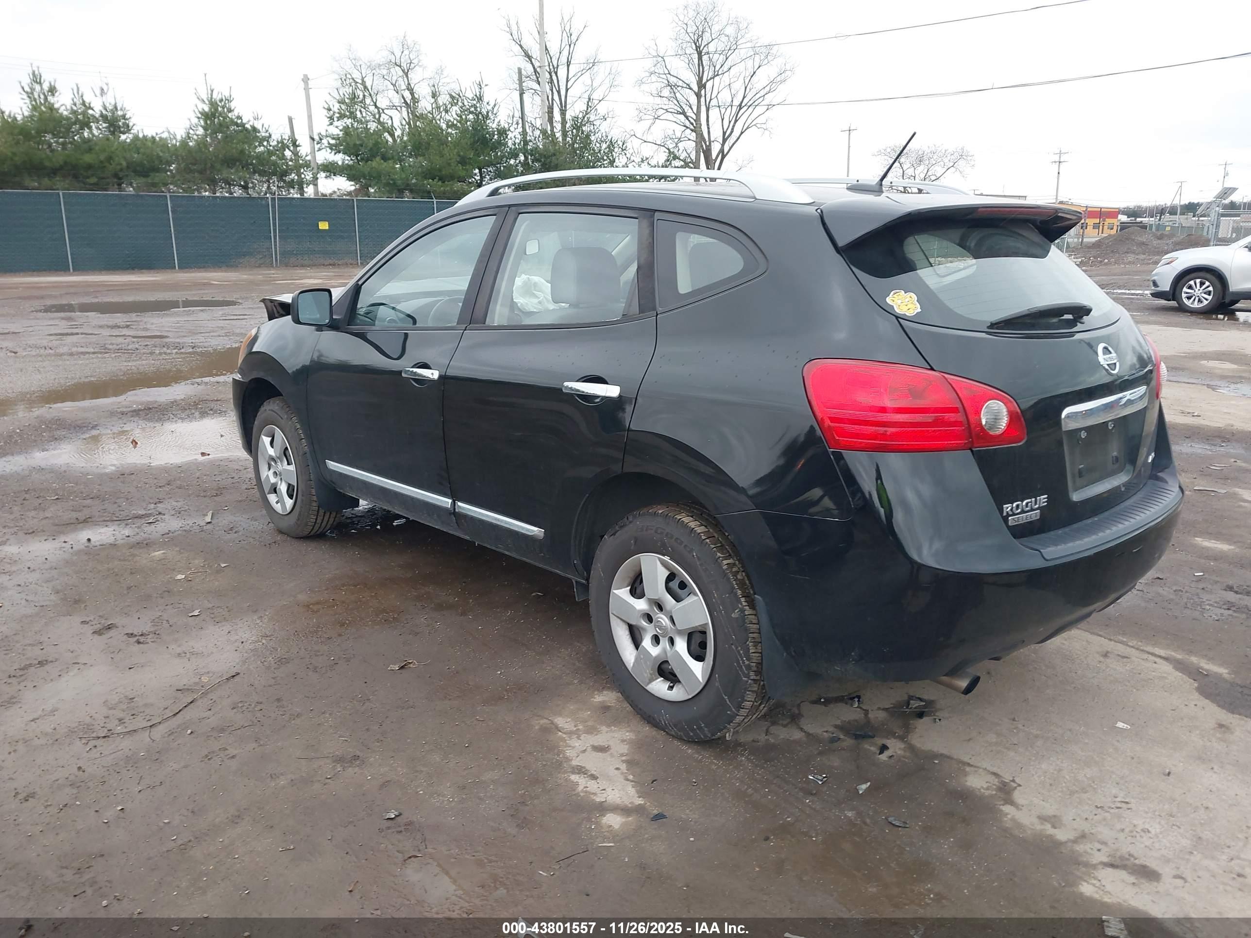 NISSAN ROGUE image 3