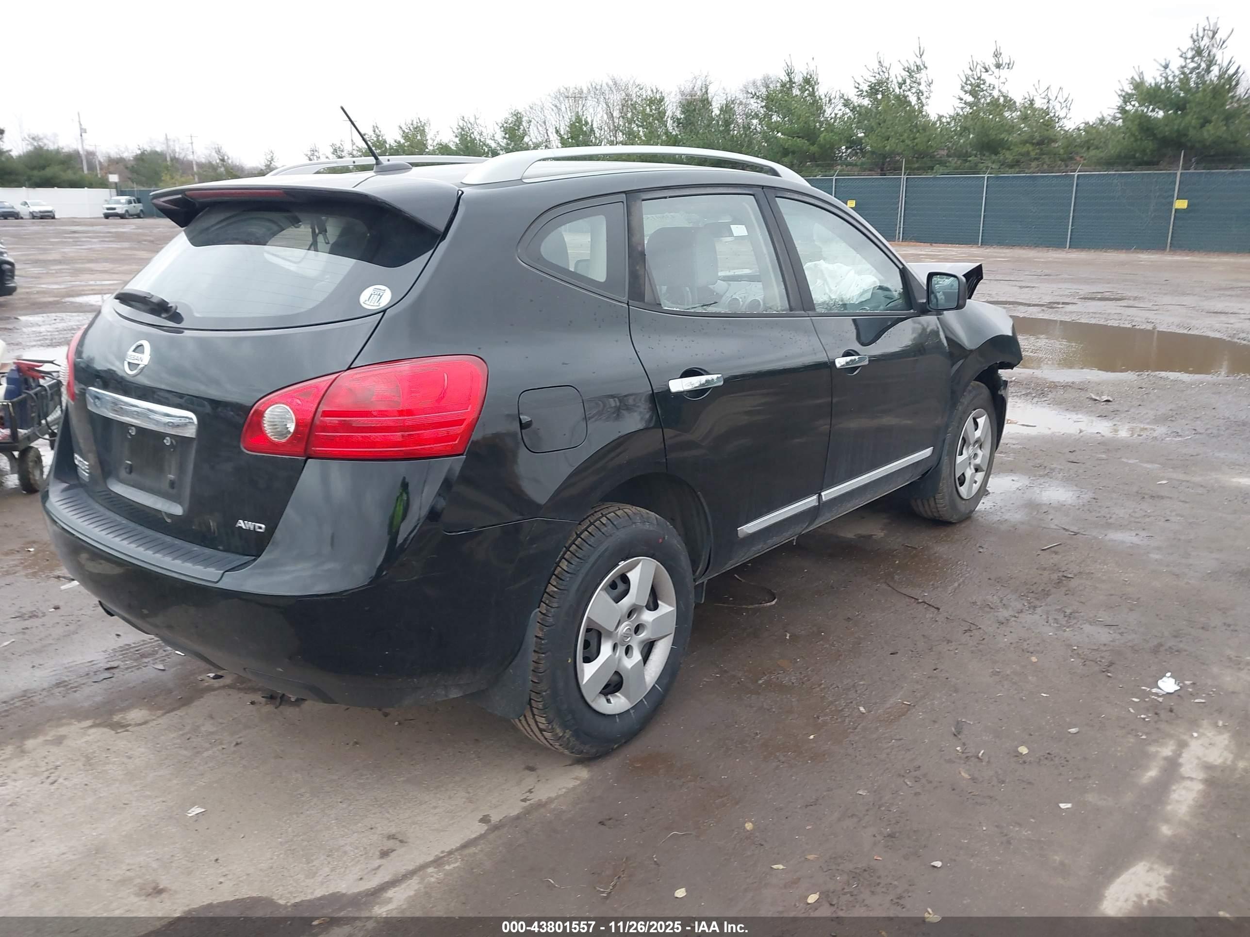 NISSAN ROGUE image 4