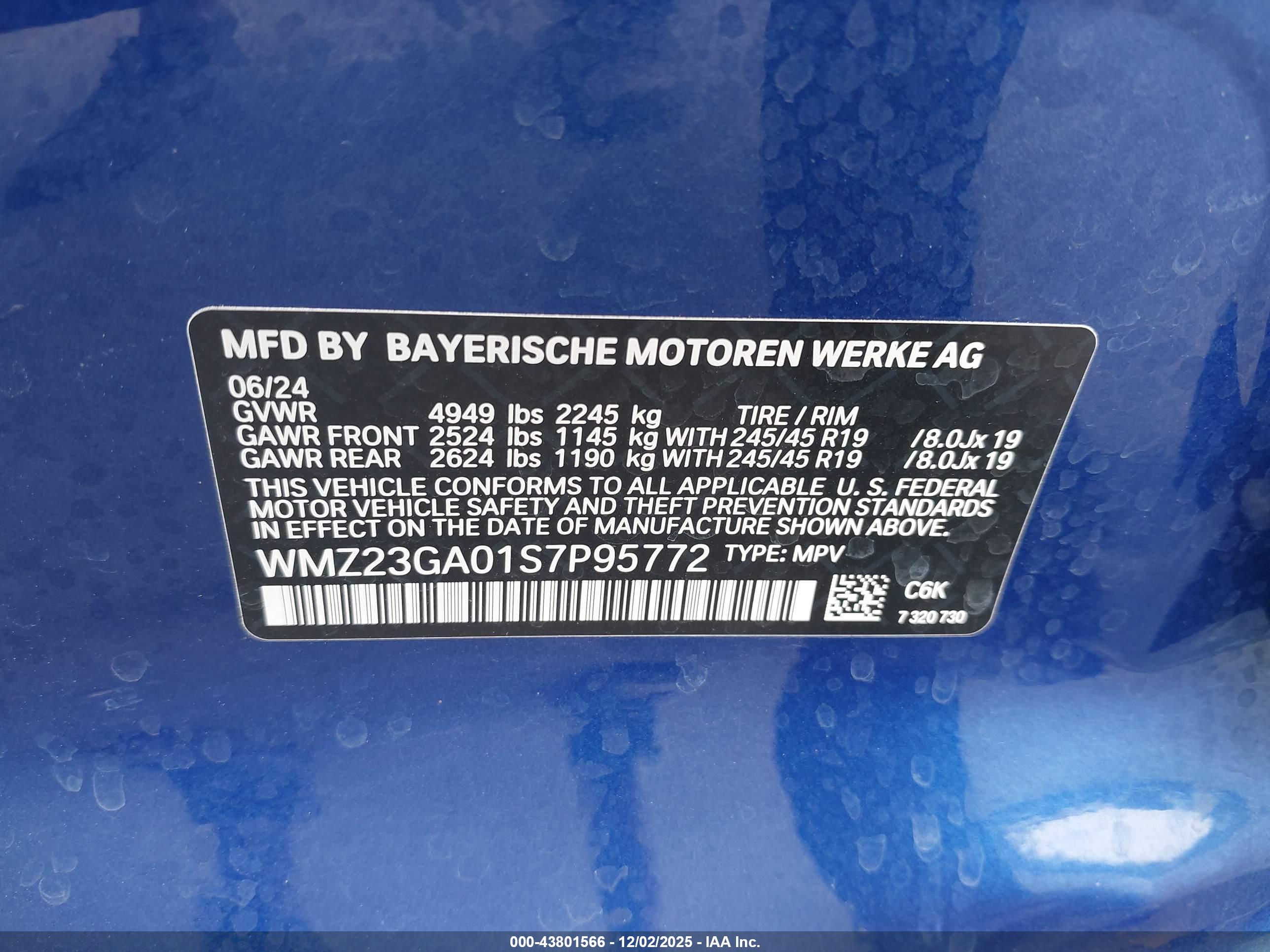 MINI COUNTRYMAN image 9