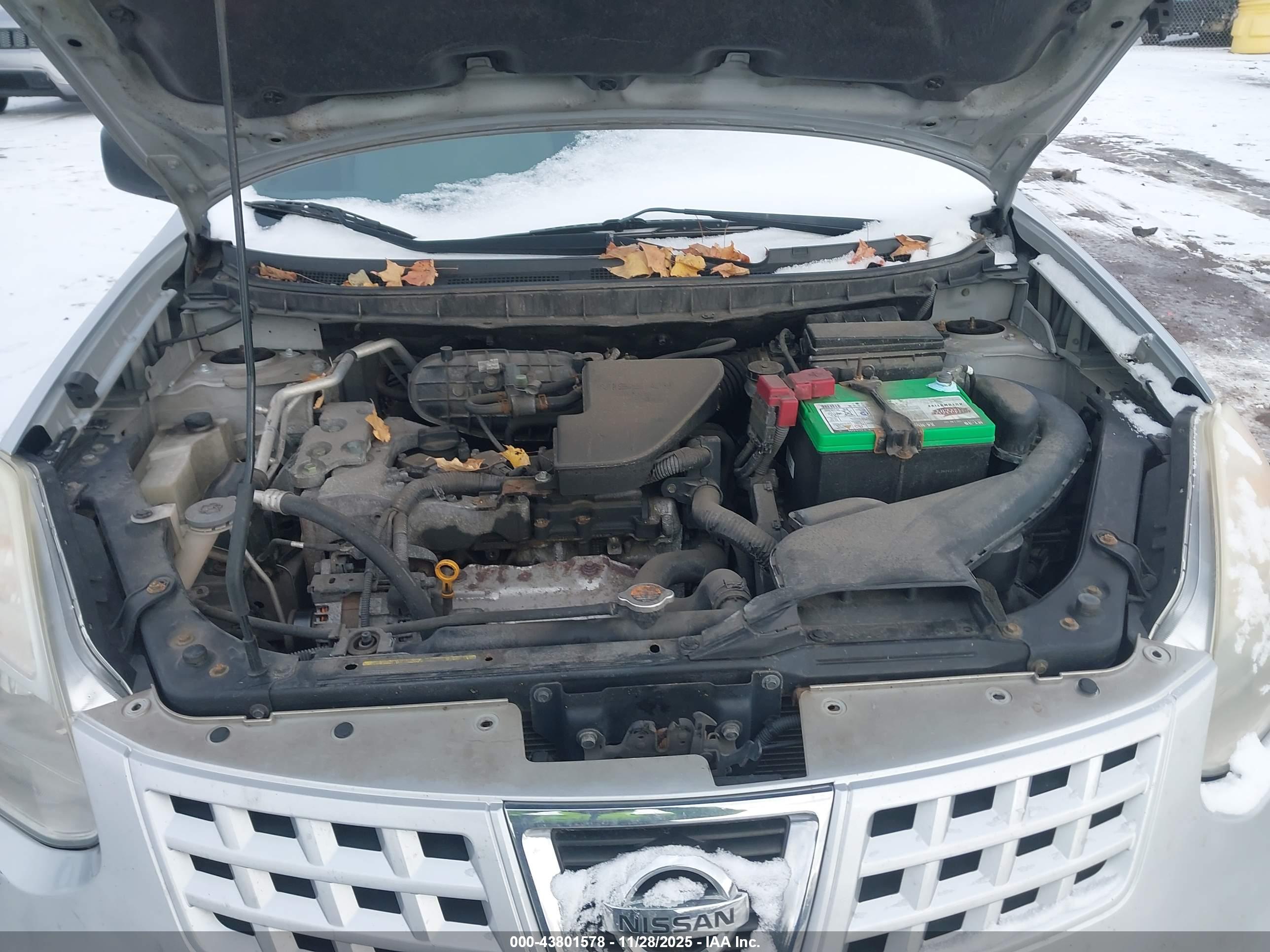 NISSAN ROGUE image 10
