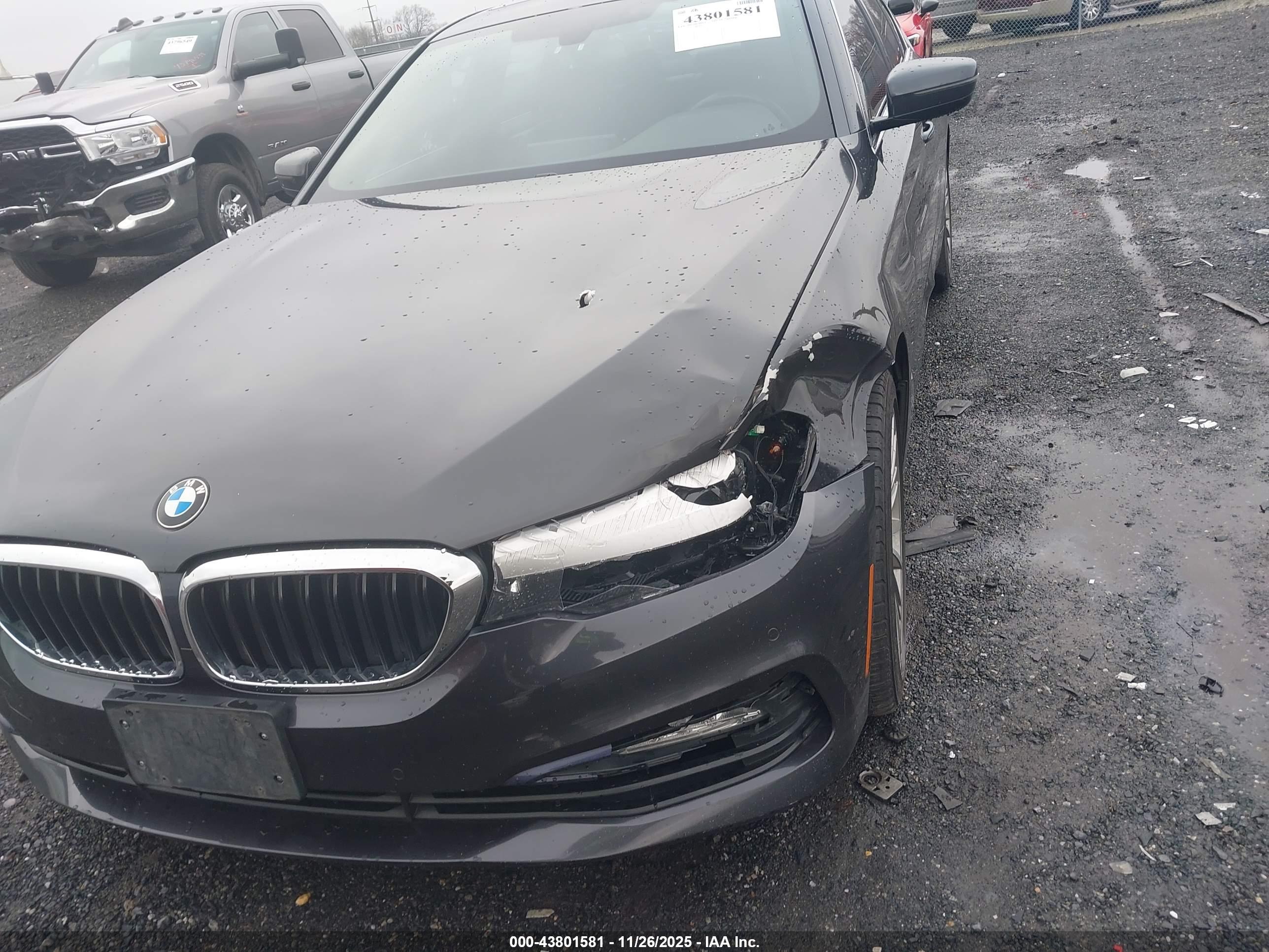 BMW 530I image 6
