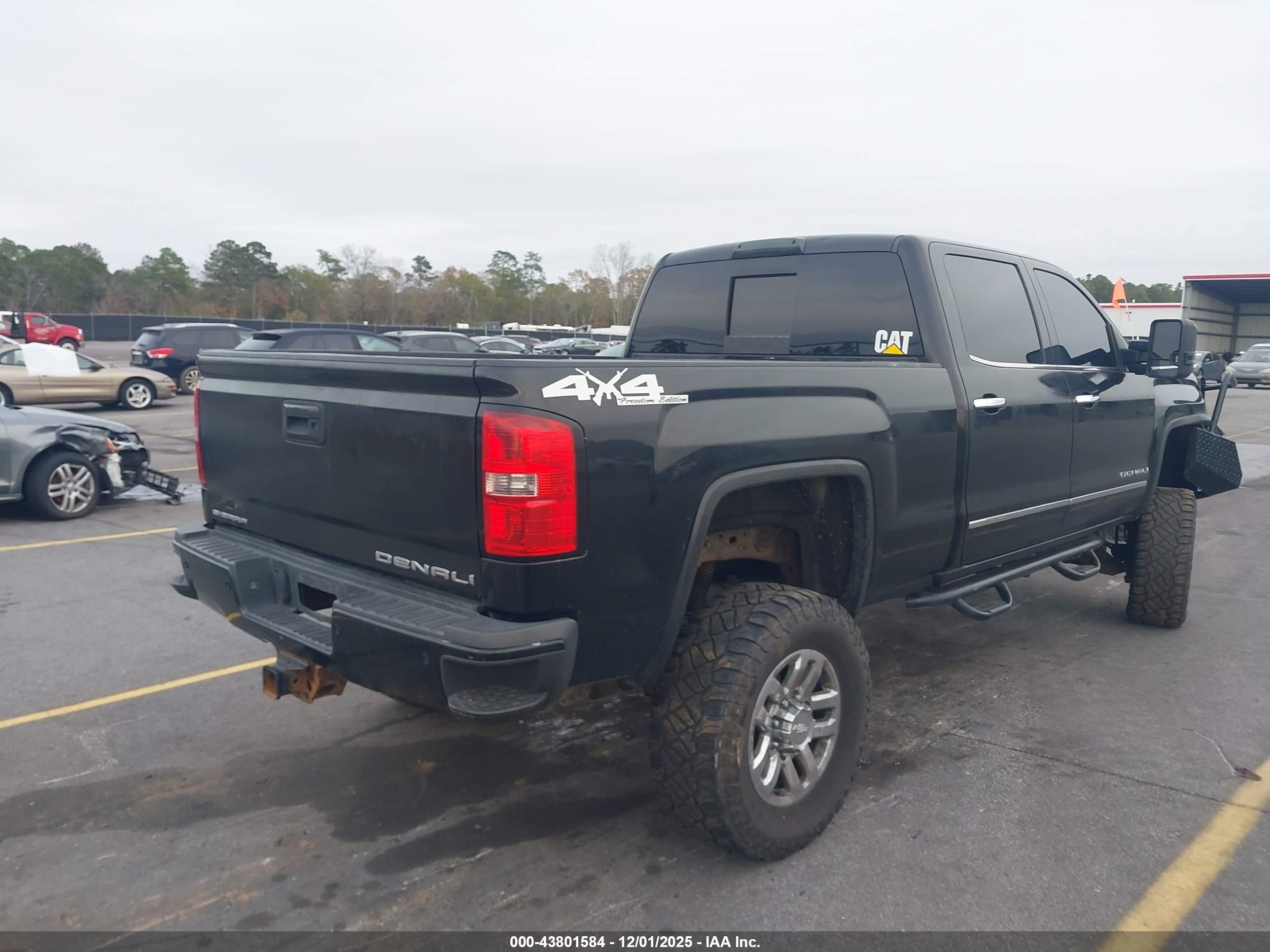 GMC SIERRA image 4
