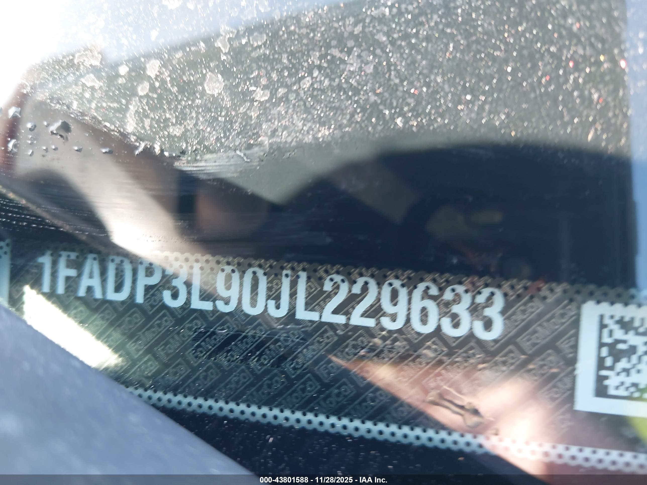 FORD FOCUS image 9
