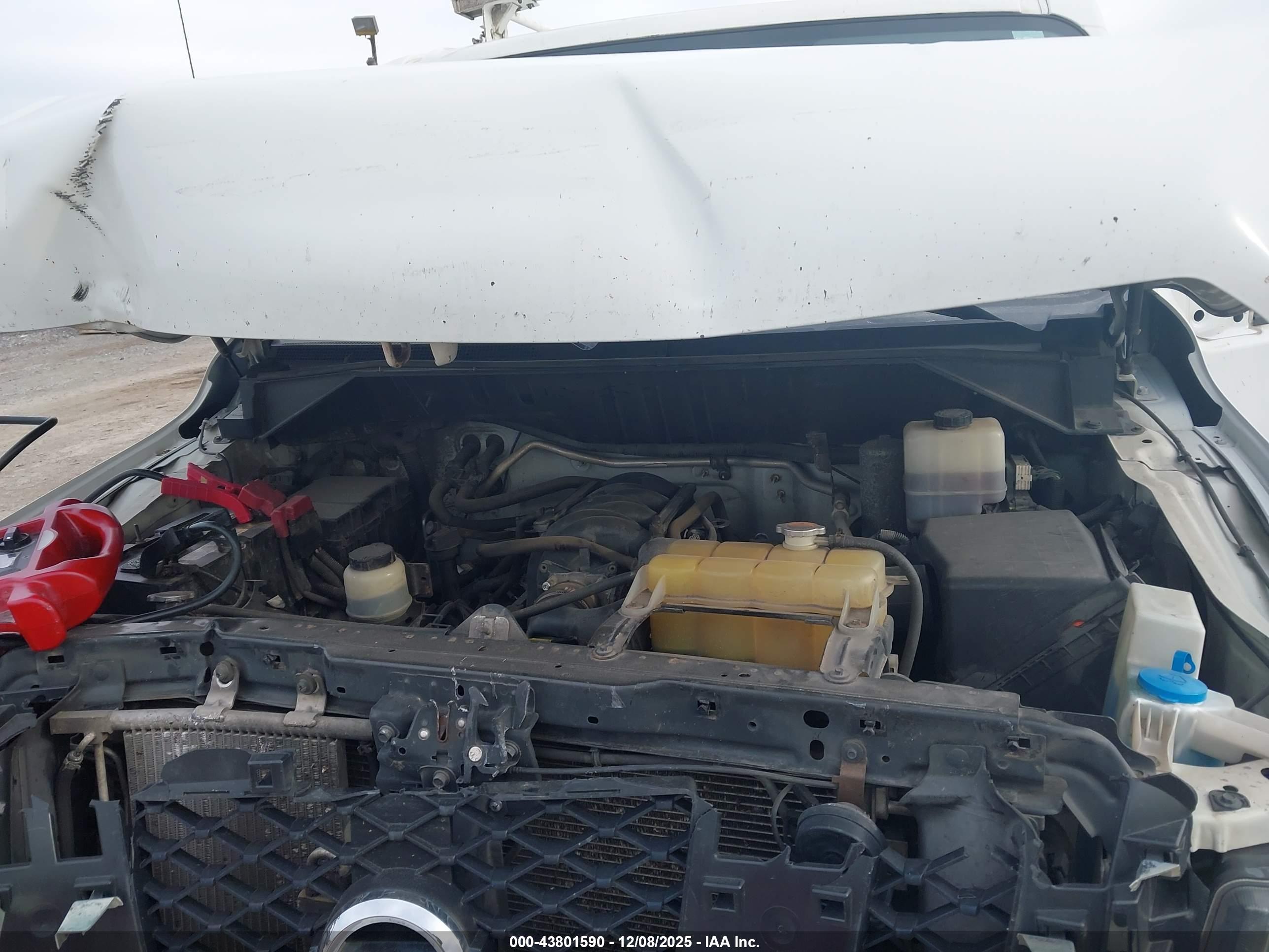 NISSAN NV image 10