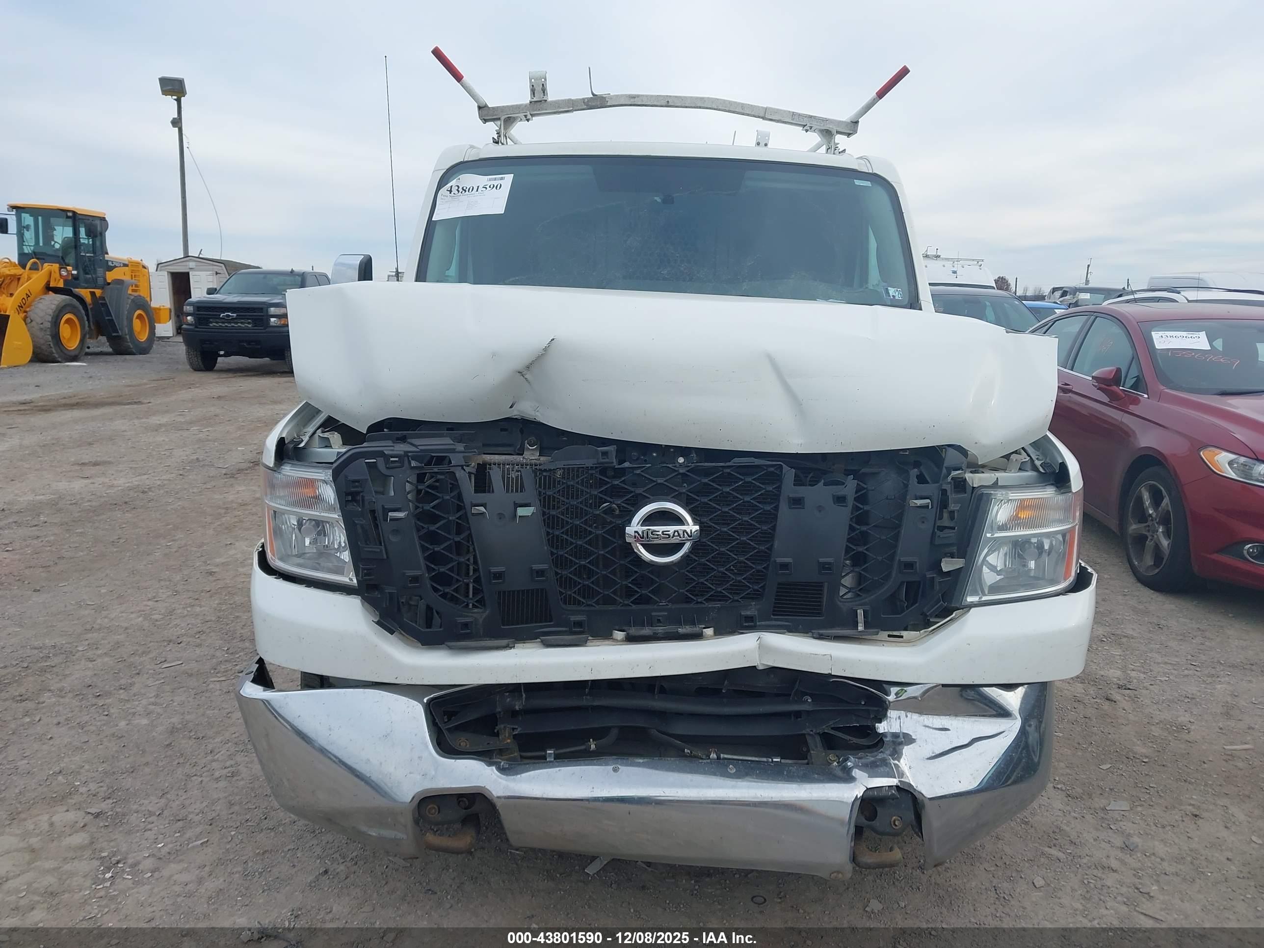 NISSAN NV image 6