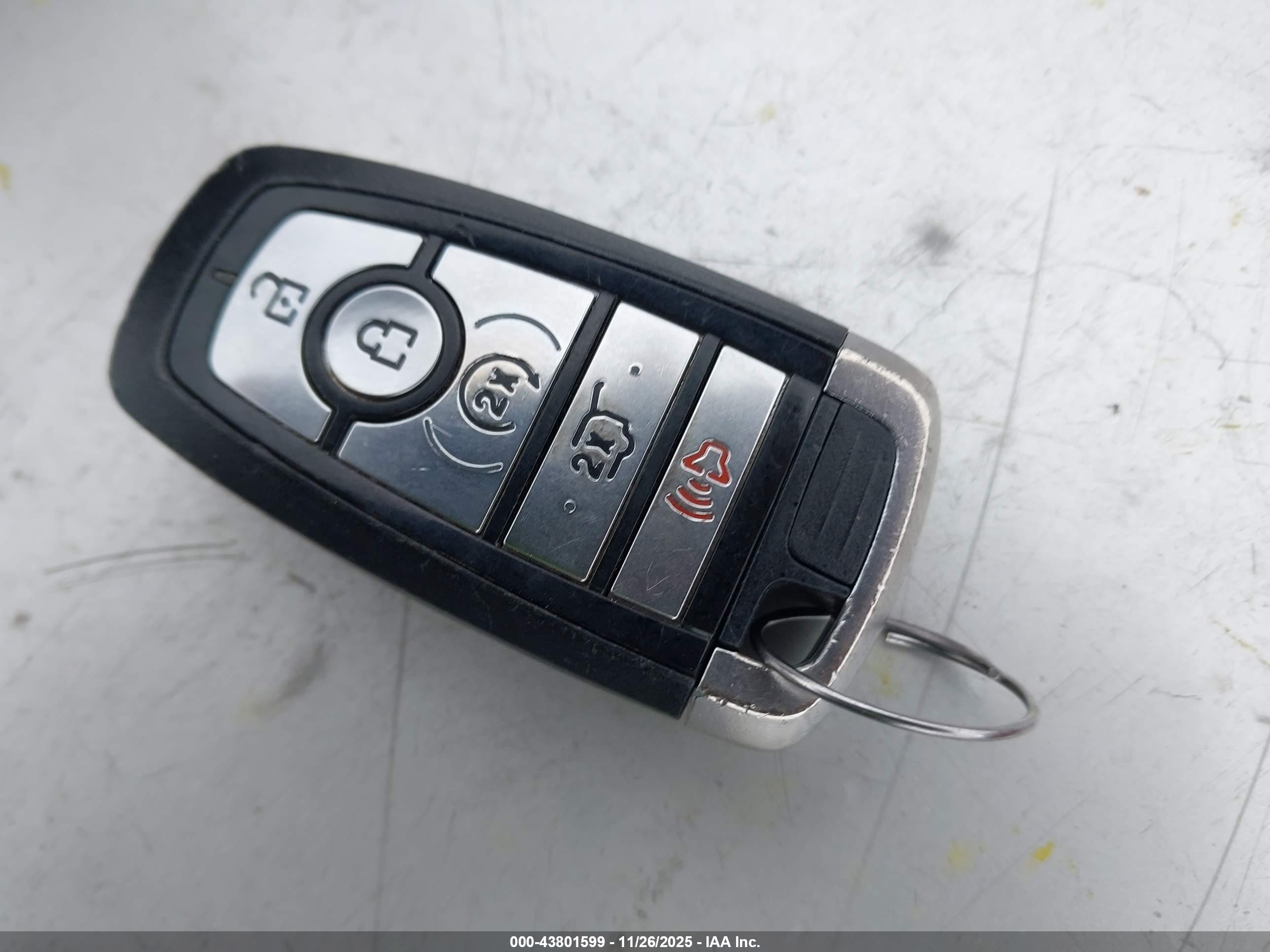 FORD ESCAPE image 11