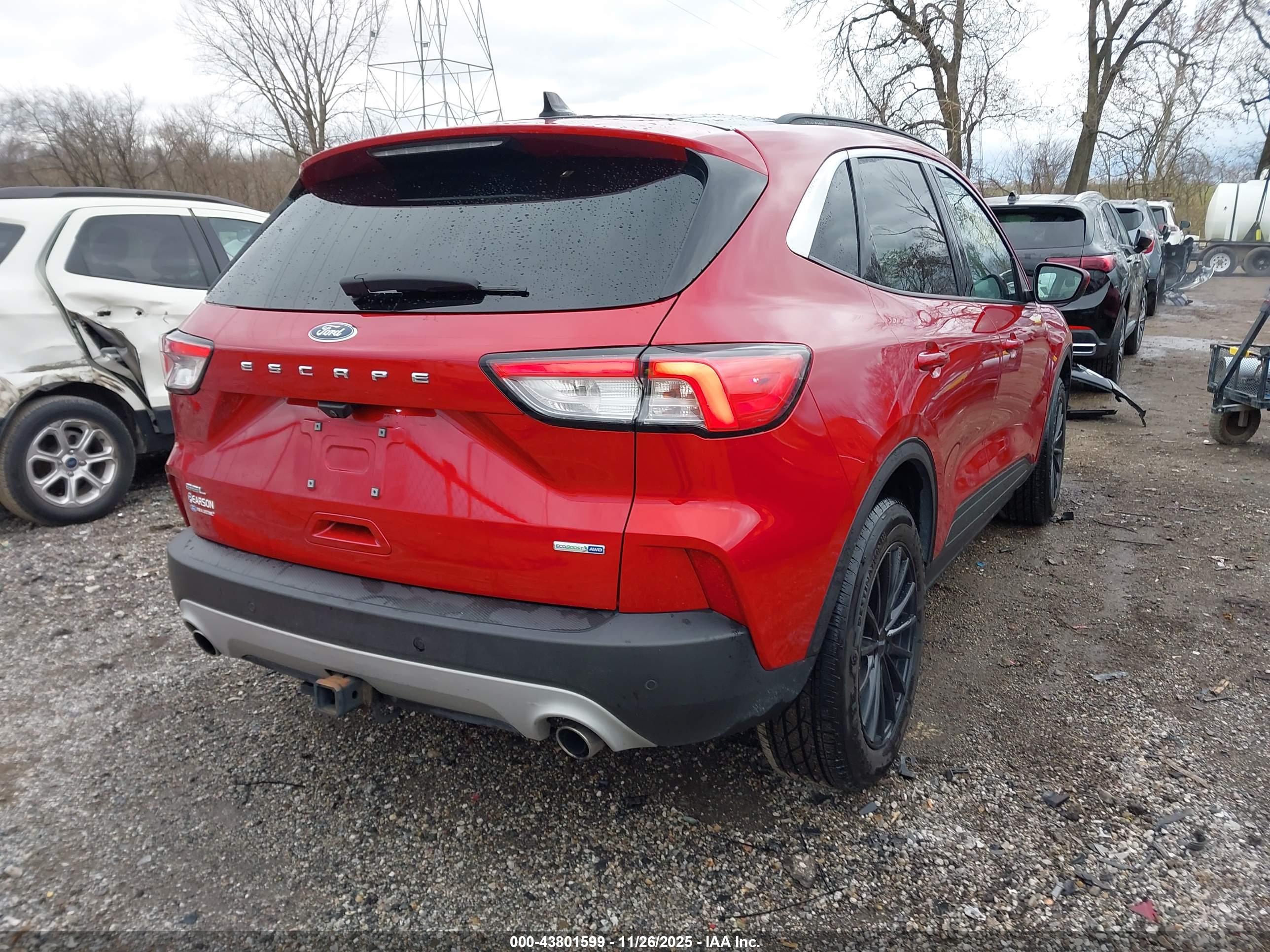 FORD ESCAPE image 4