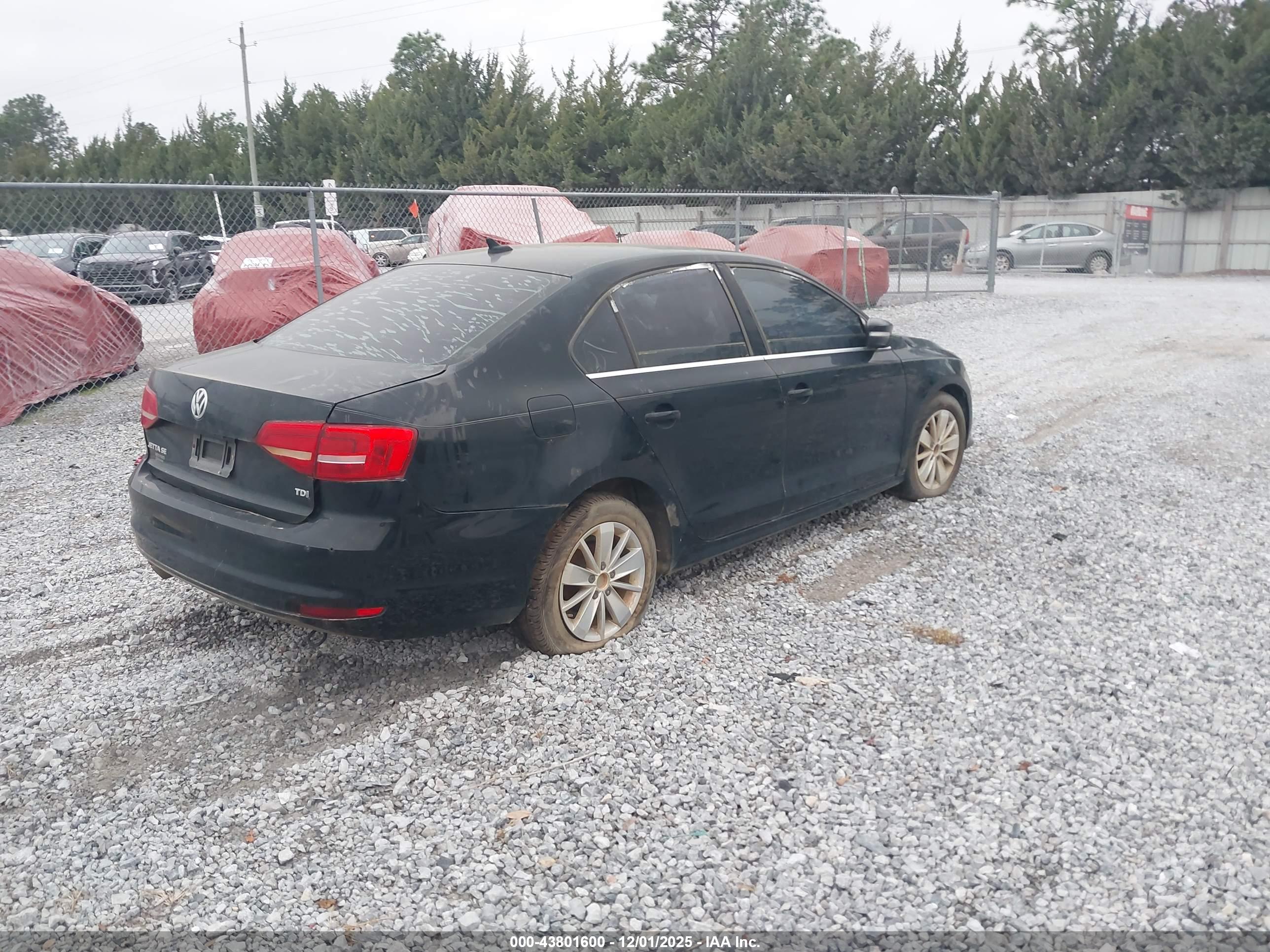 VOLKSWAGEN JETTA image 4