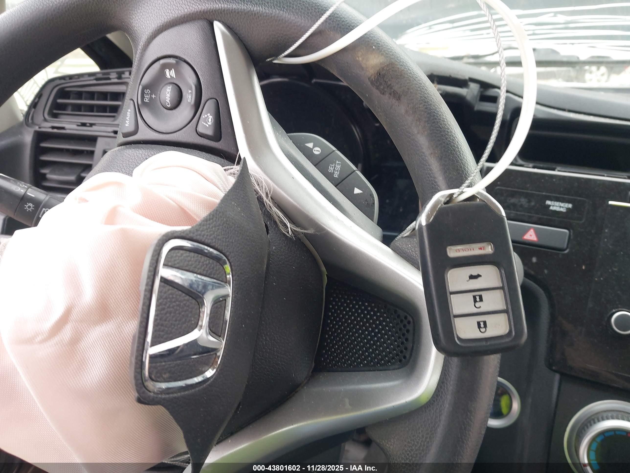 HONDA FIT image 11