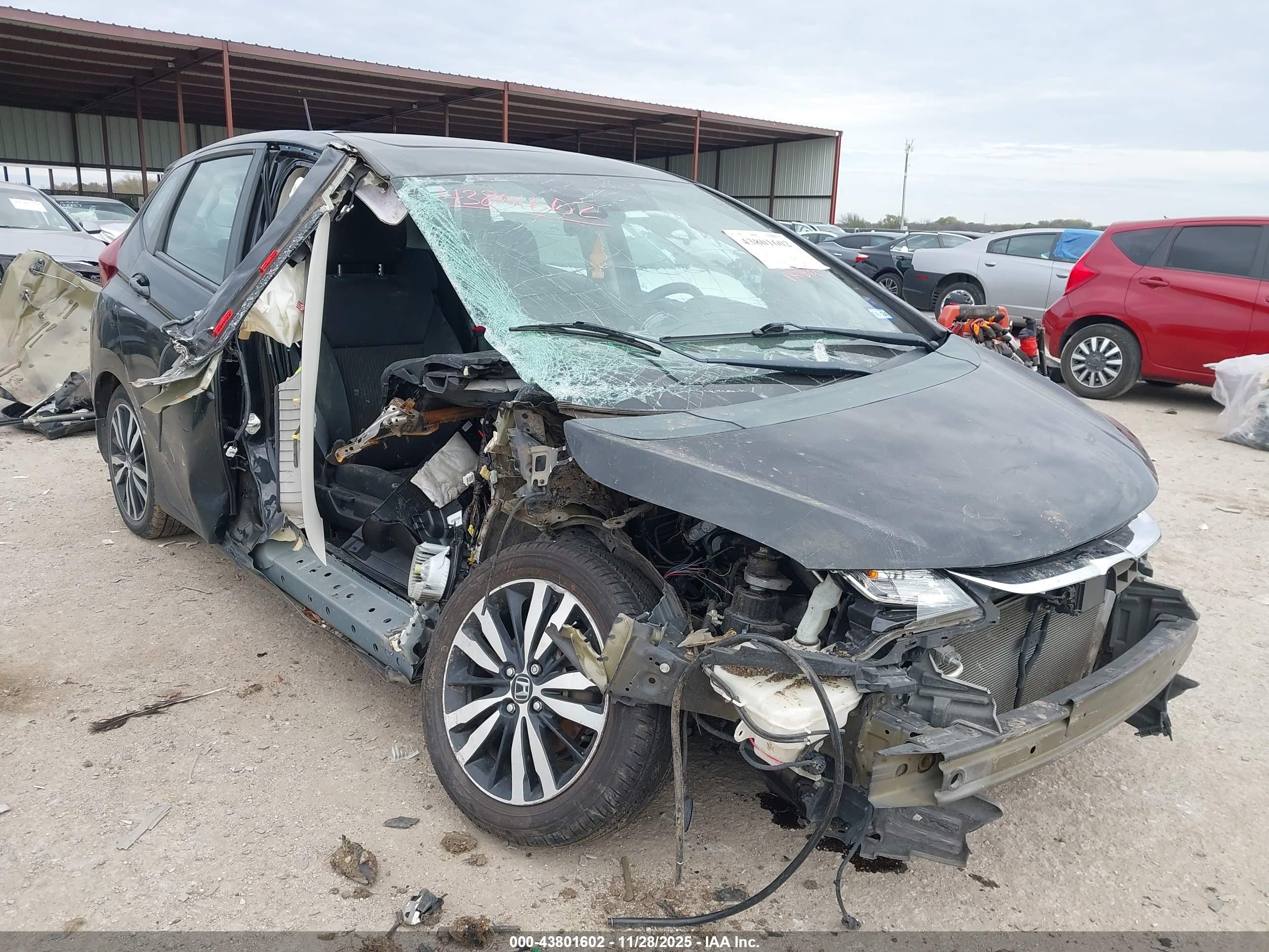 HONDA FIT image 6