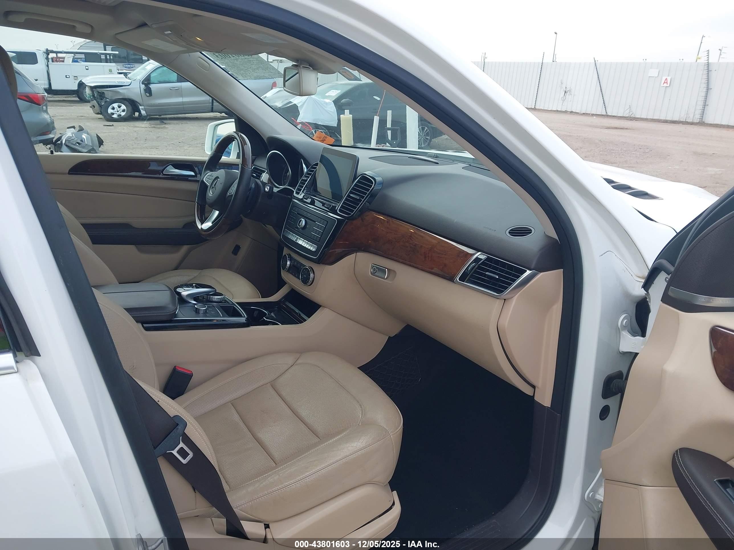 MERCEDES-BENZ GLE image 5
