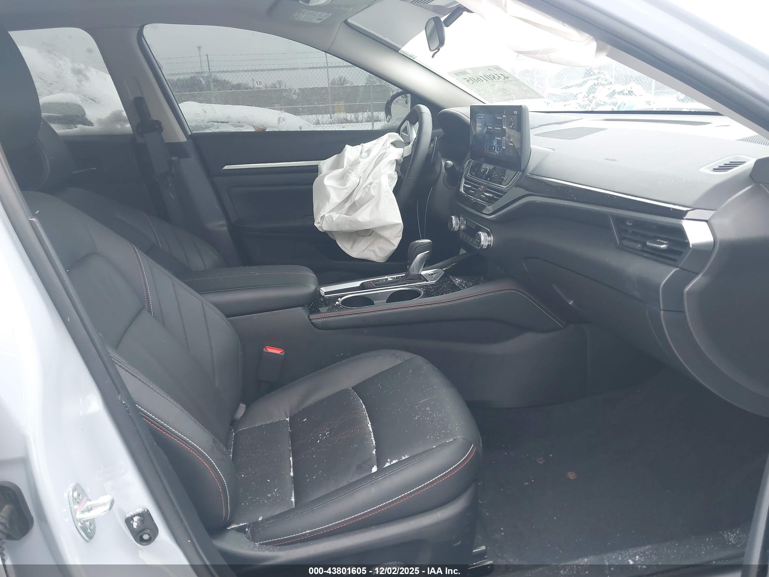 NISSAN ALTIMA image 5