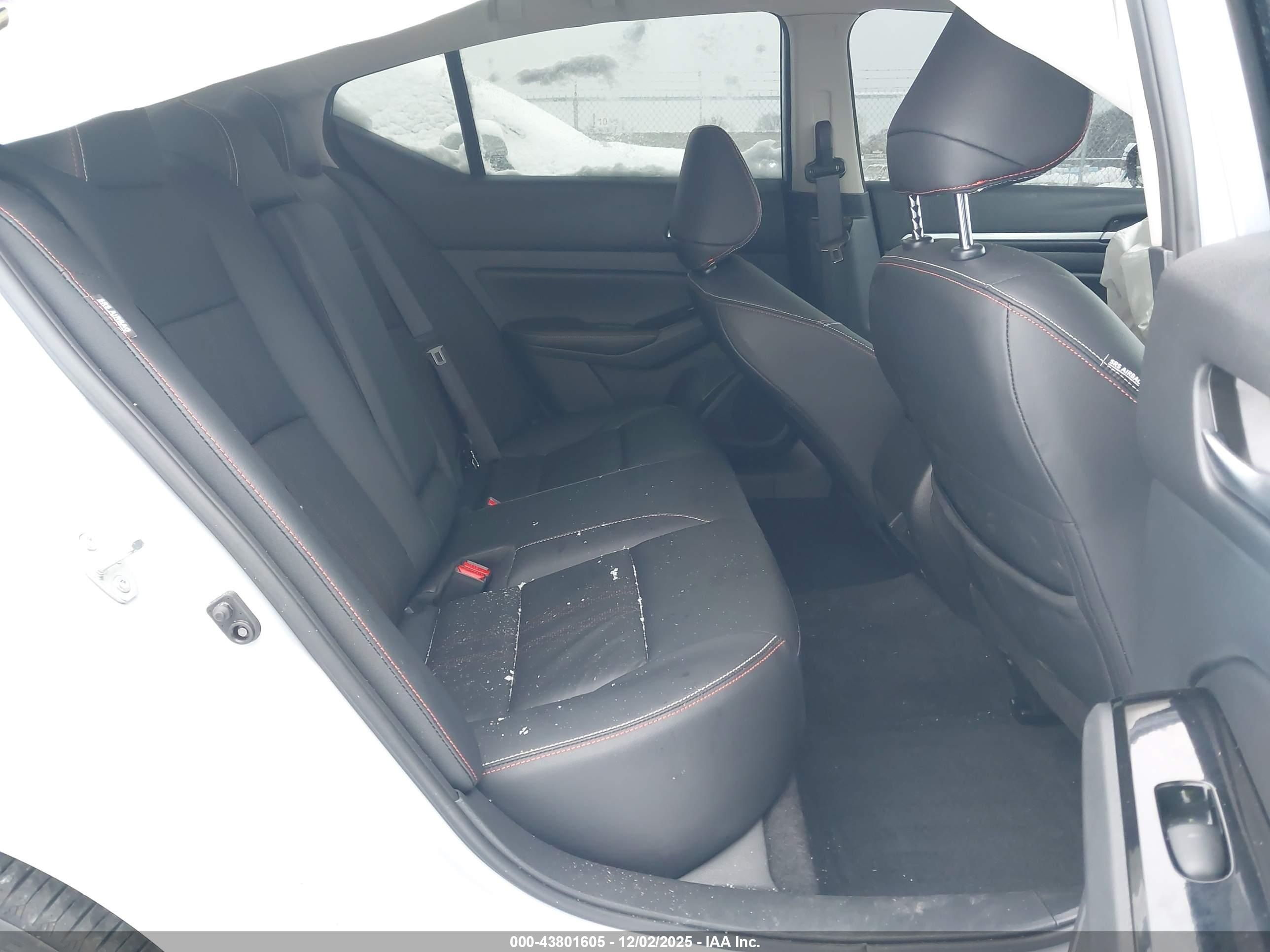 NISSAN ALTIMA image 8