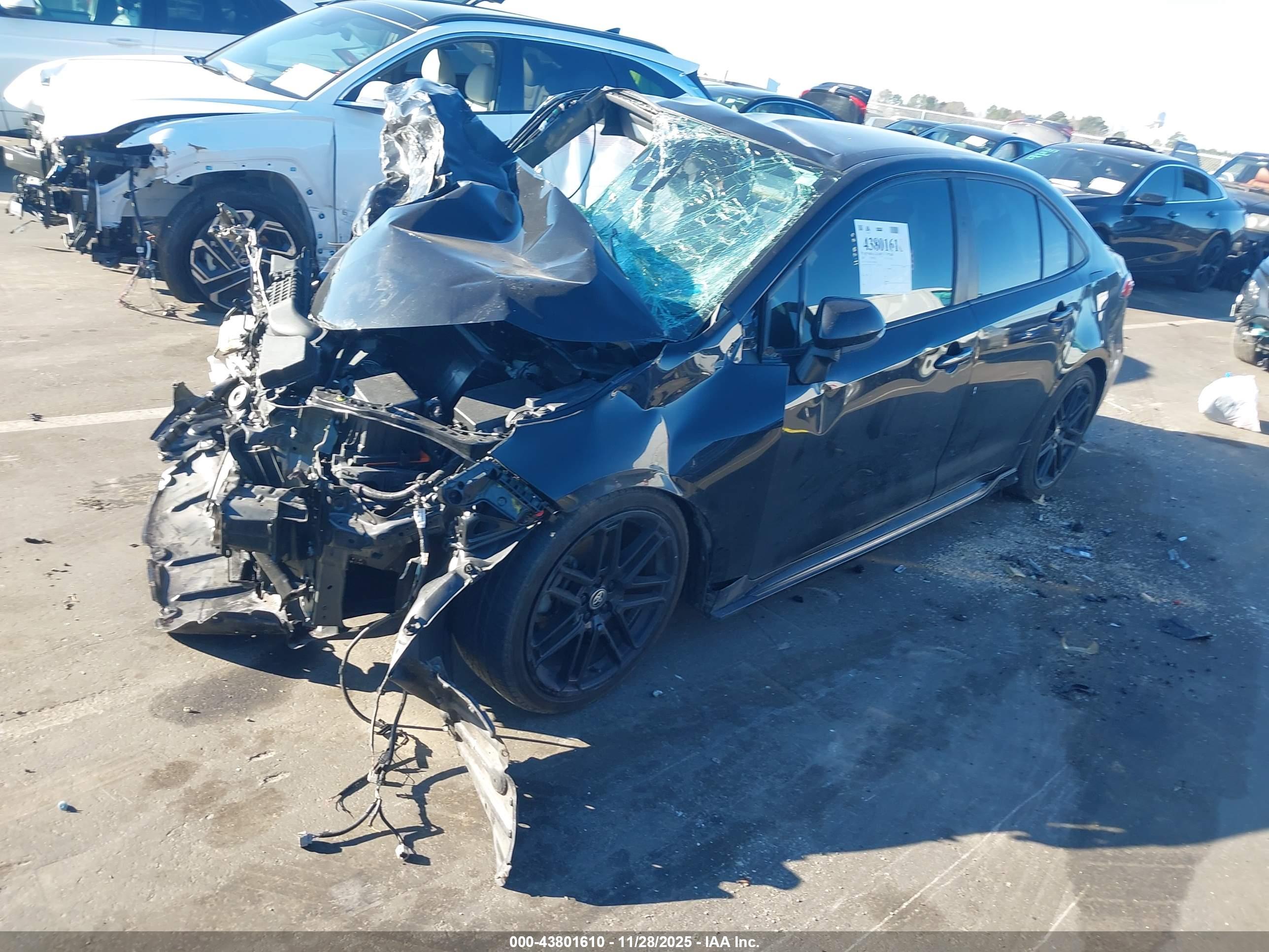 TOYOTA COROLLA image 2