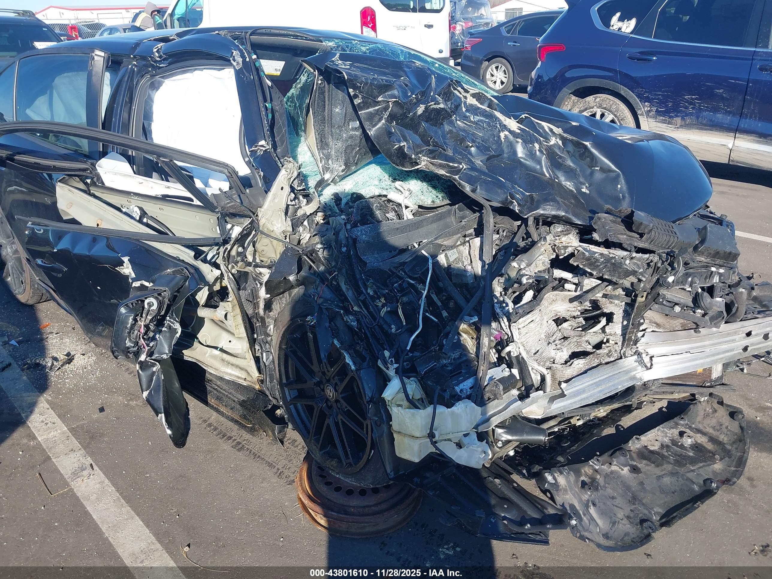 TOYOTA COROLLA image 6