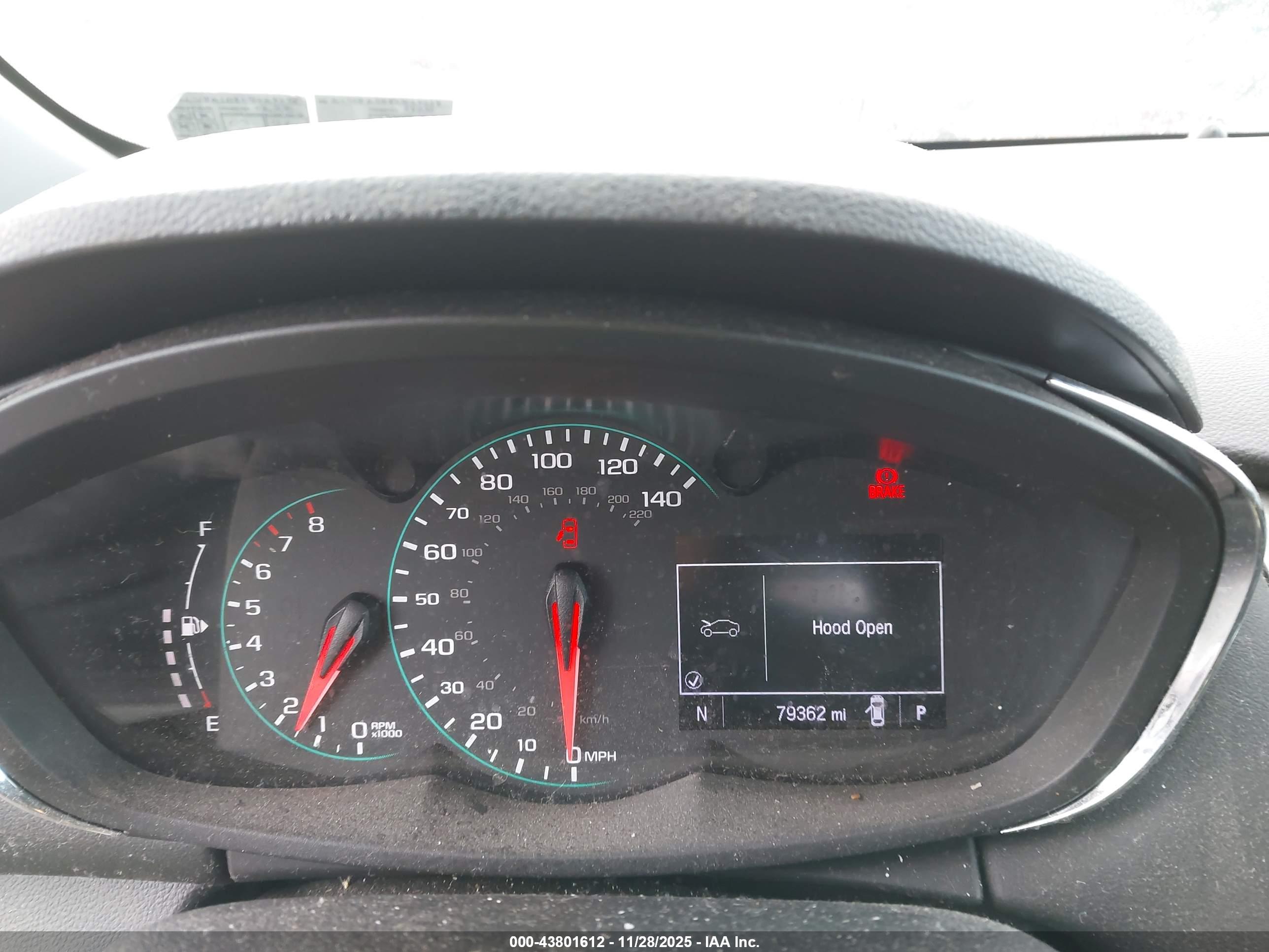 CHEVROLET TRAX image 7