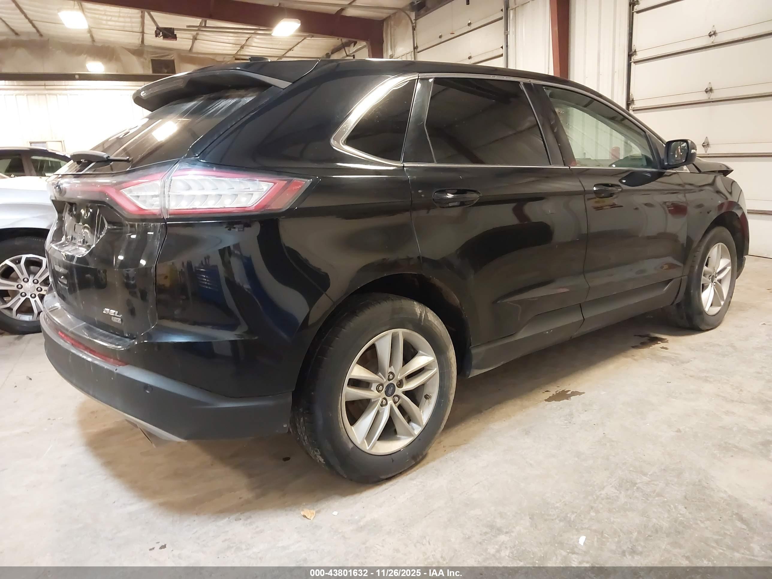 FORD EDGE image 4