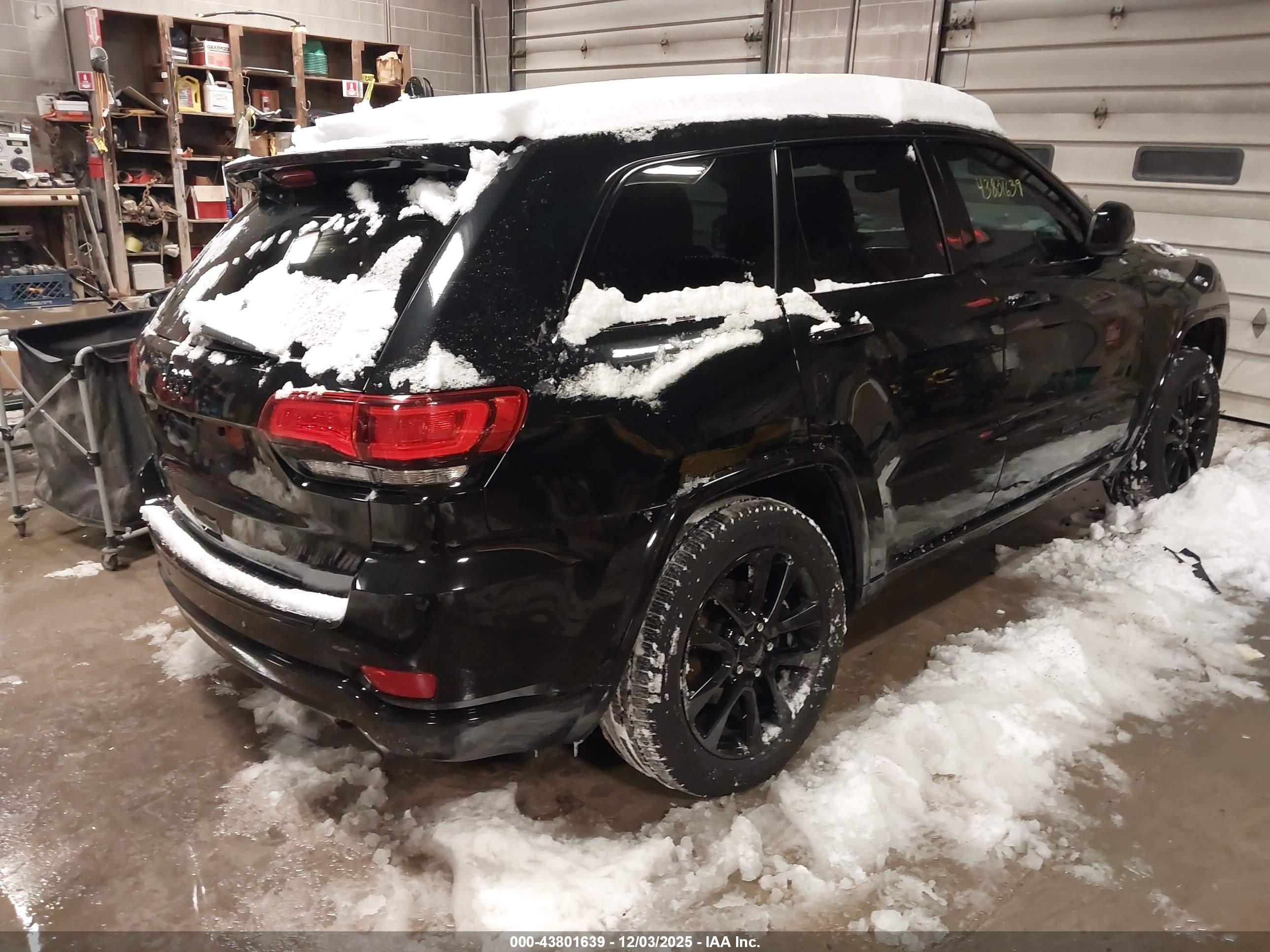 JEEP GRAND image 4