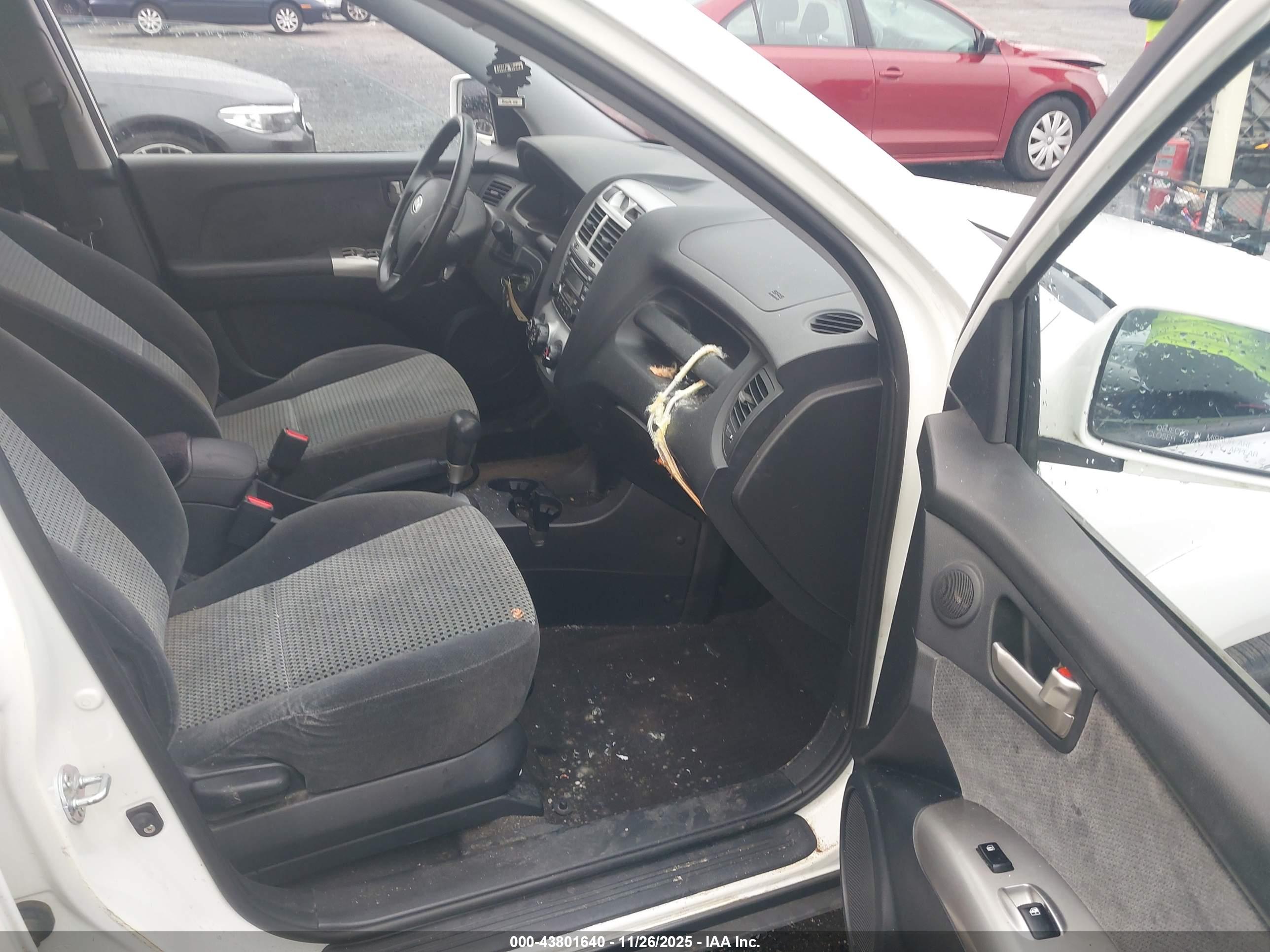 KIA SPORTAGE image 5