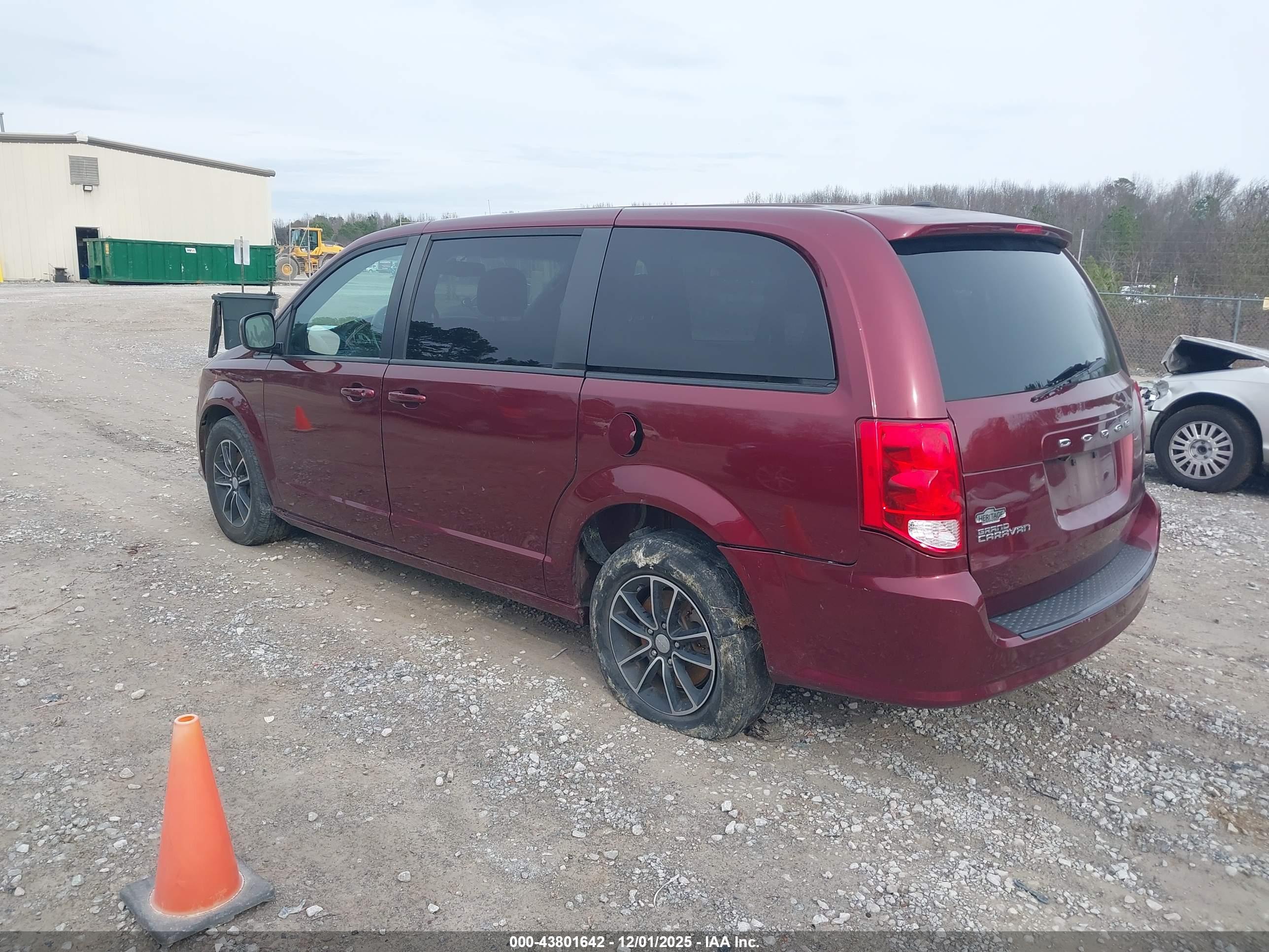 DODGE GRAND image 3