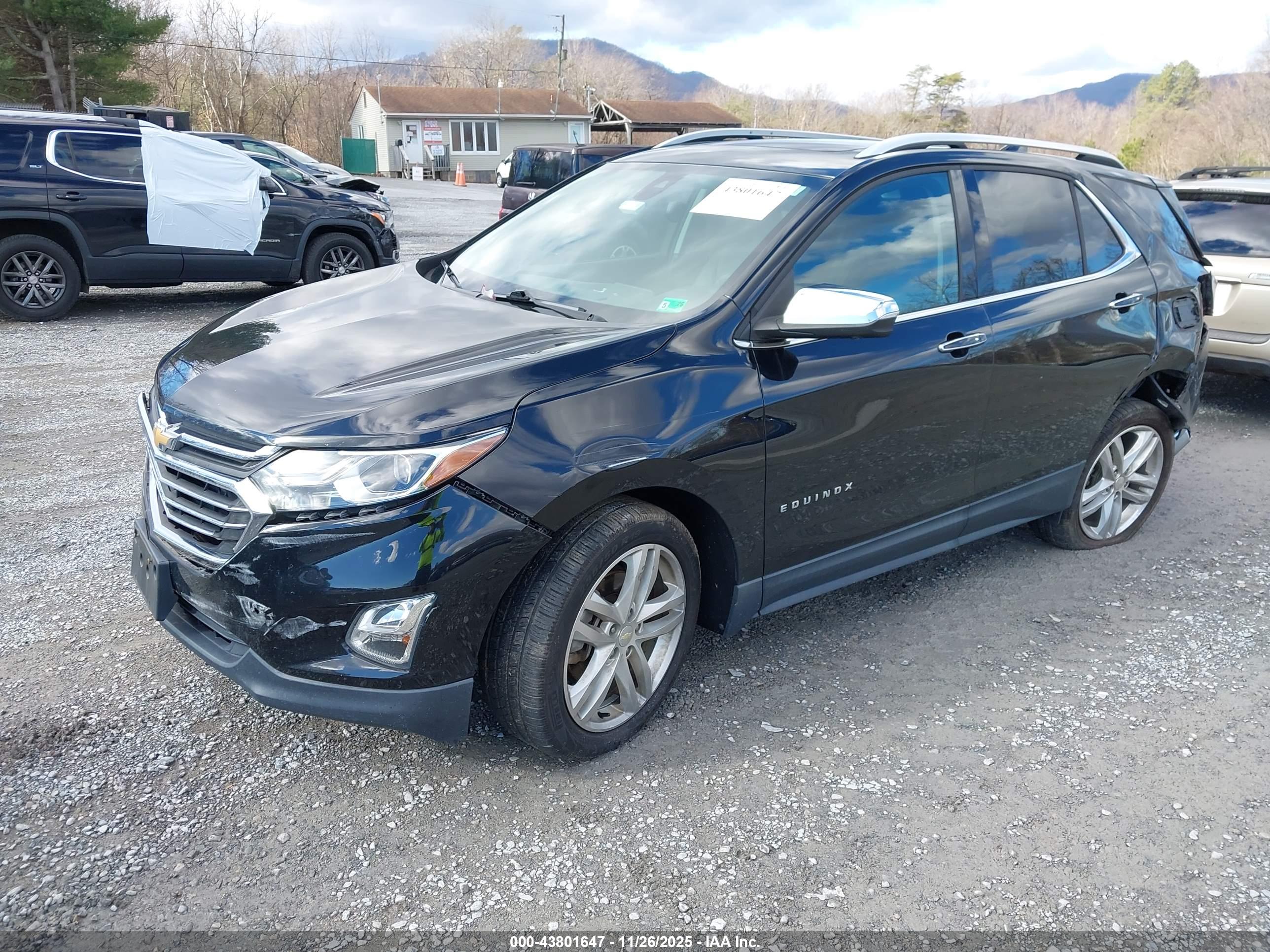 CHEVROLET EQUINOX image 2