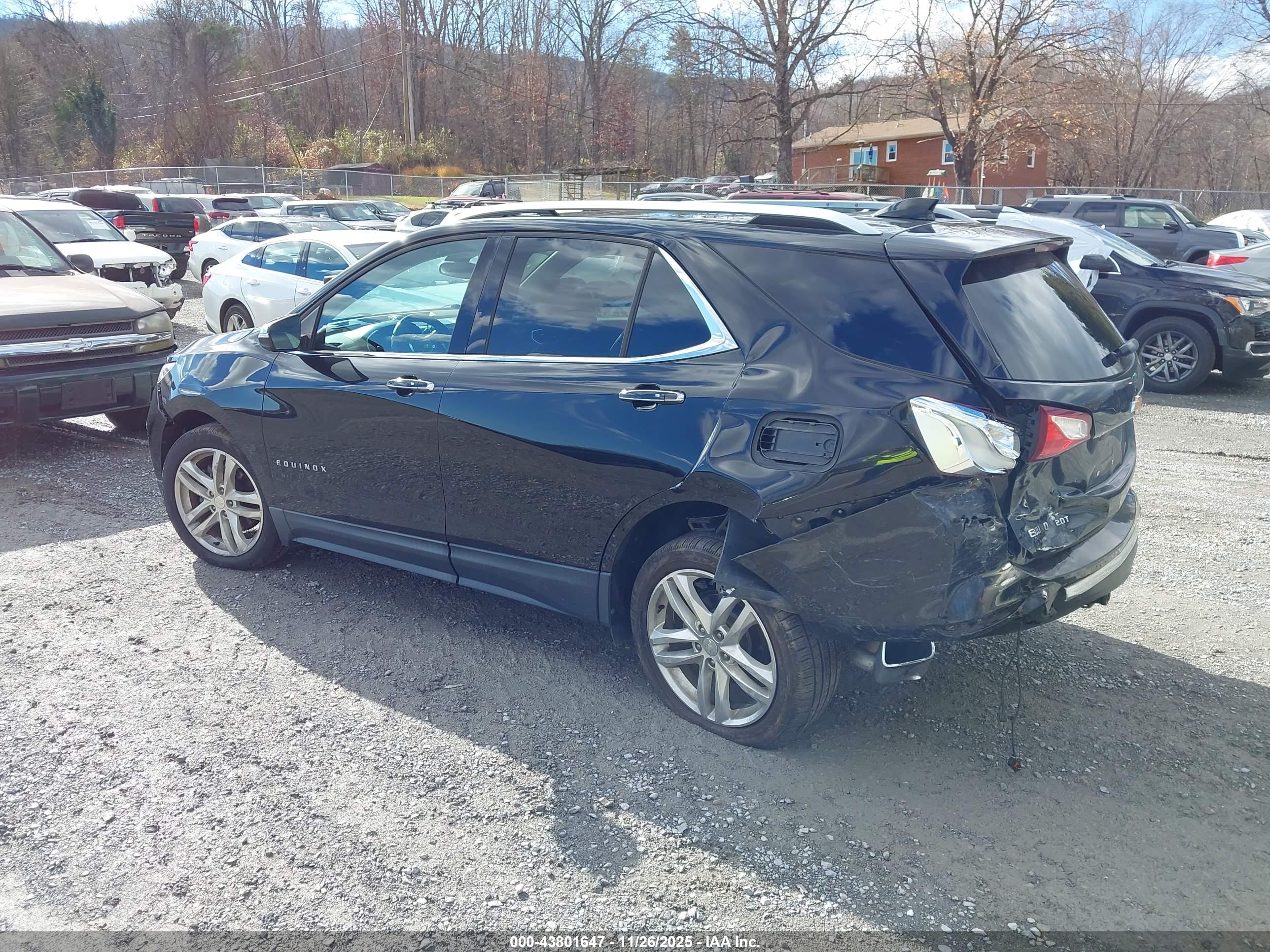 CHEVROLET EQUINOX image 3