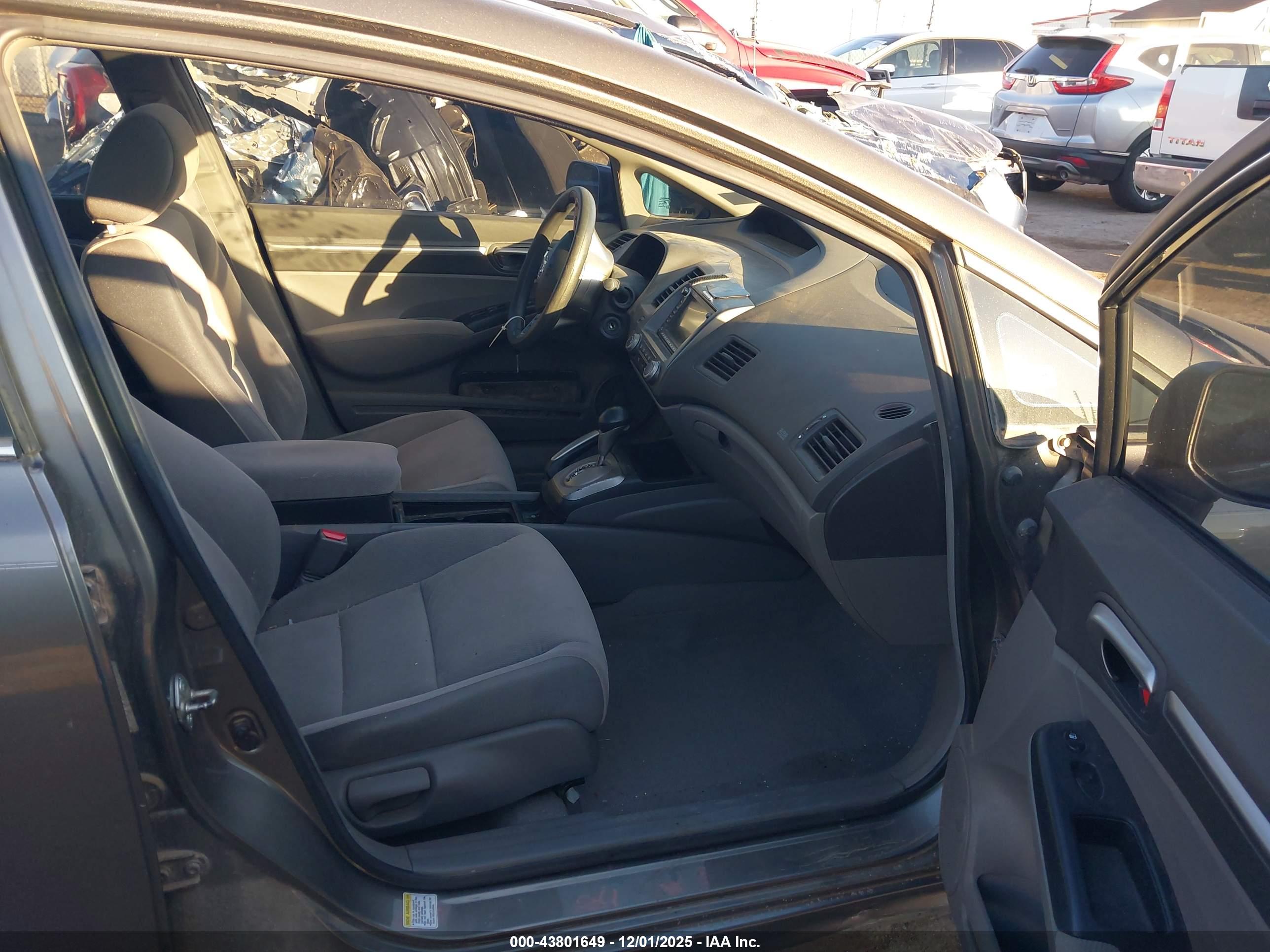 HONDA CIVIC image 5