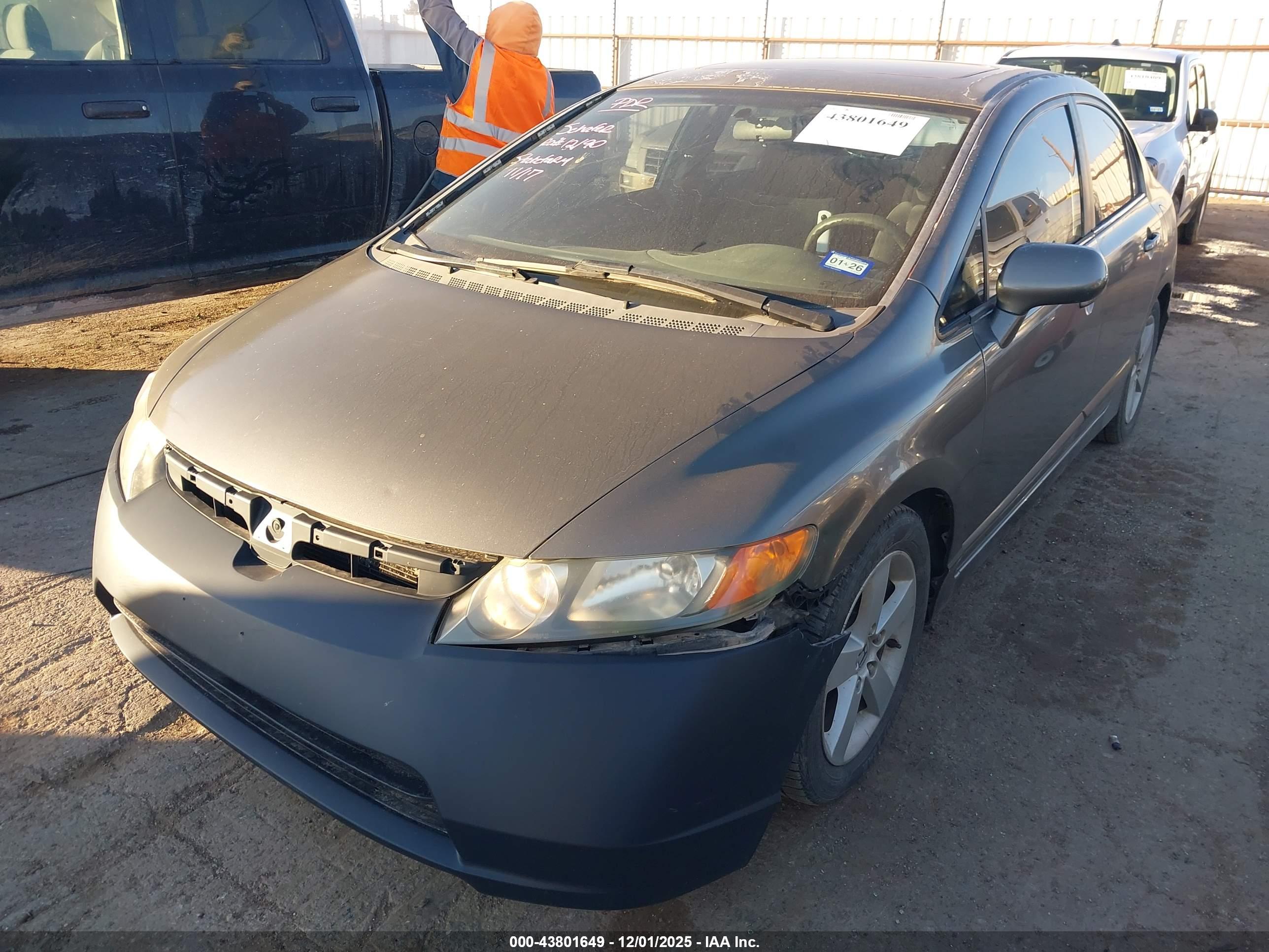 HONDA CIVIC image 6
