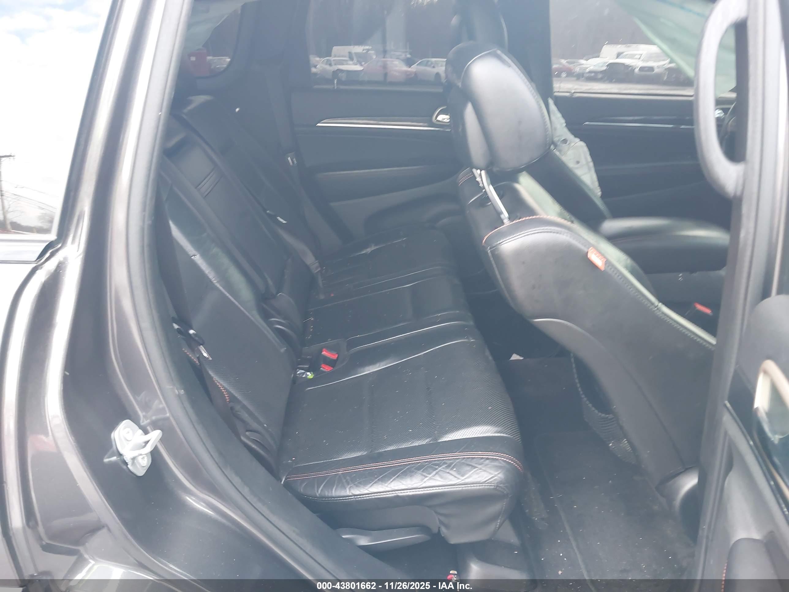 JEEP GRAND image 8