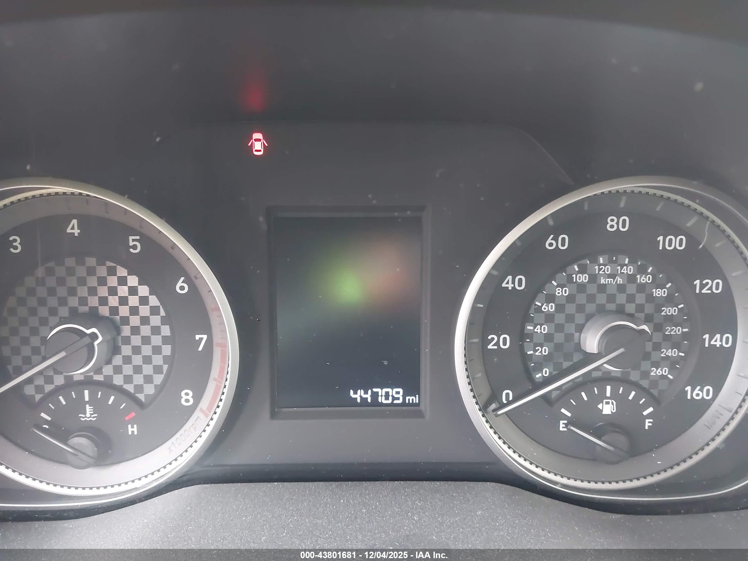 HYUNDAI ELANTRA image 7