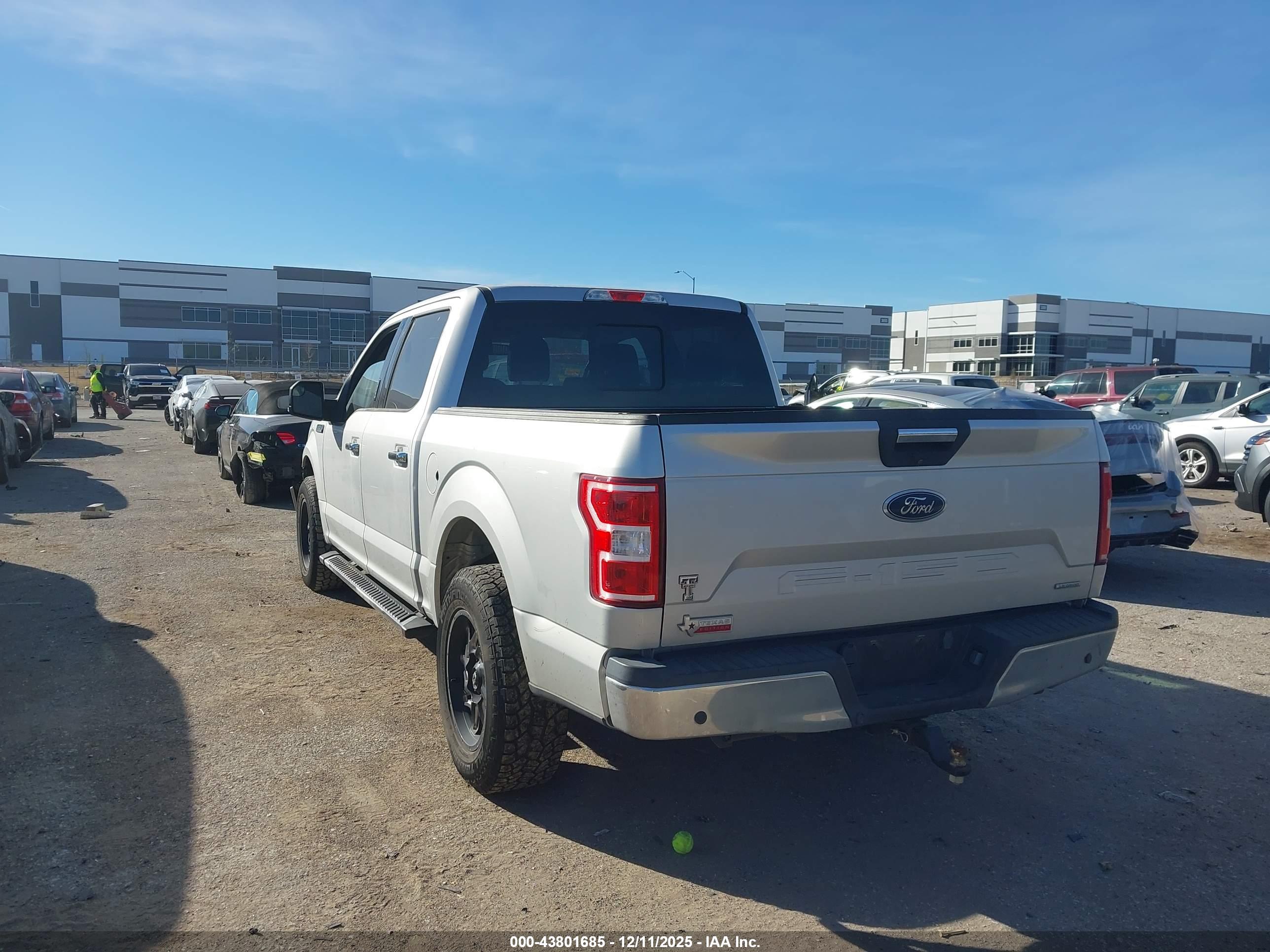 FORD F-150 image 3