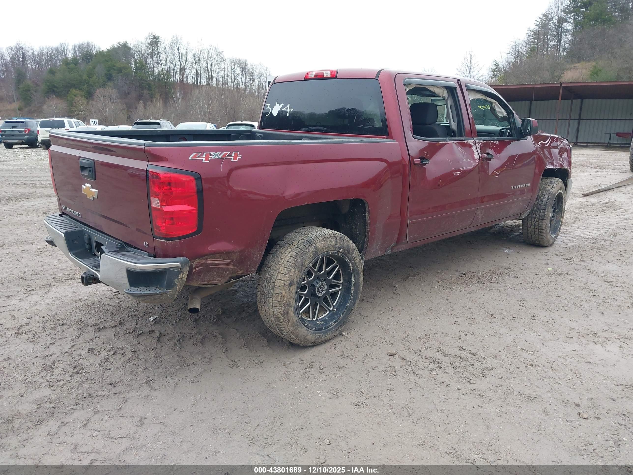 CHEVROLET SILVERADO image 4