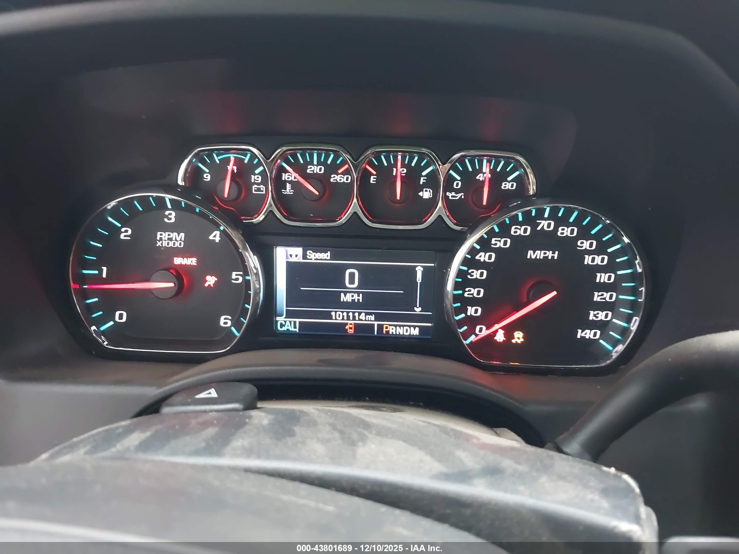 CHEVROLET SILVERADO image 7