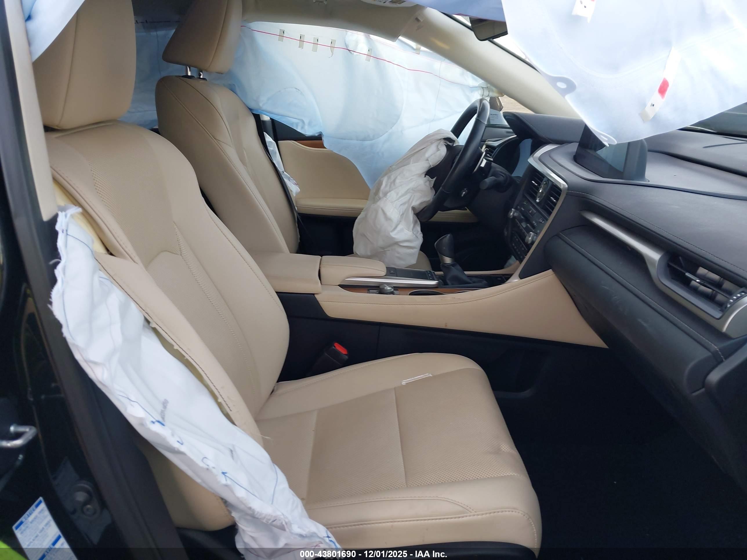 LEXUS RX image 5