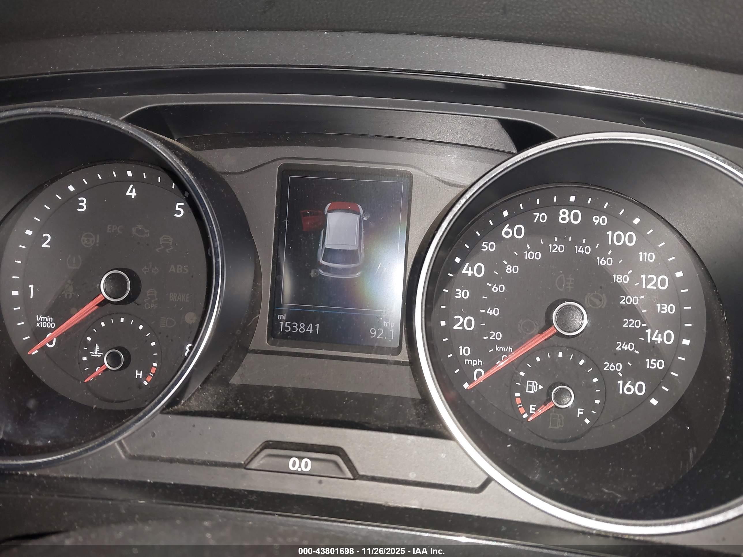 VOLKSWAGEN TIGUAN image 7