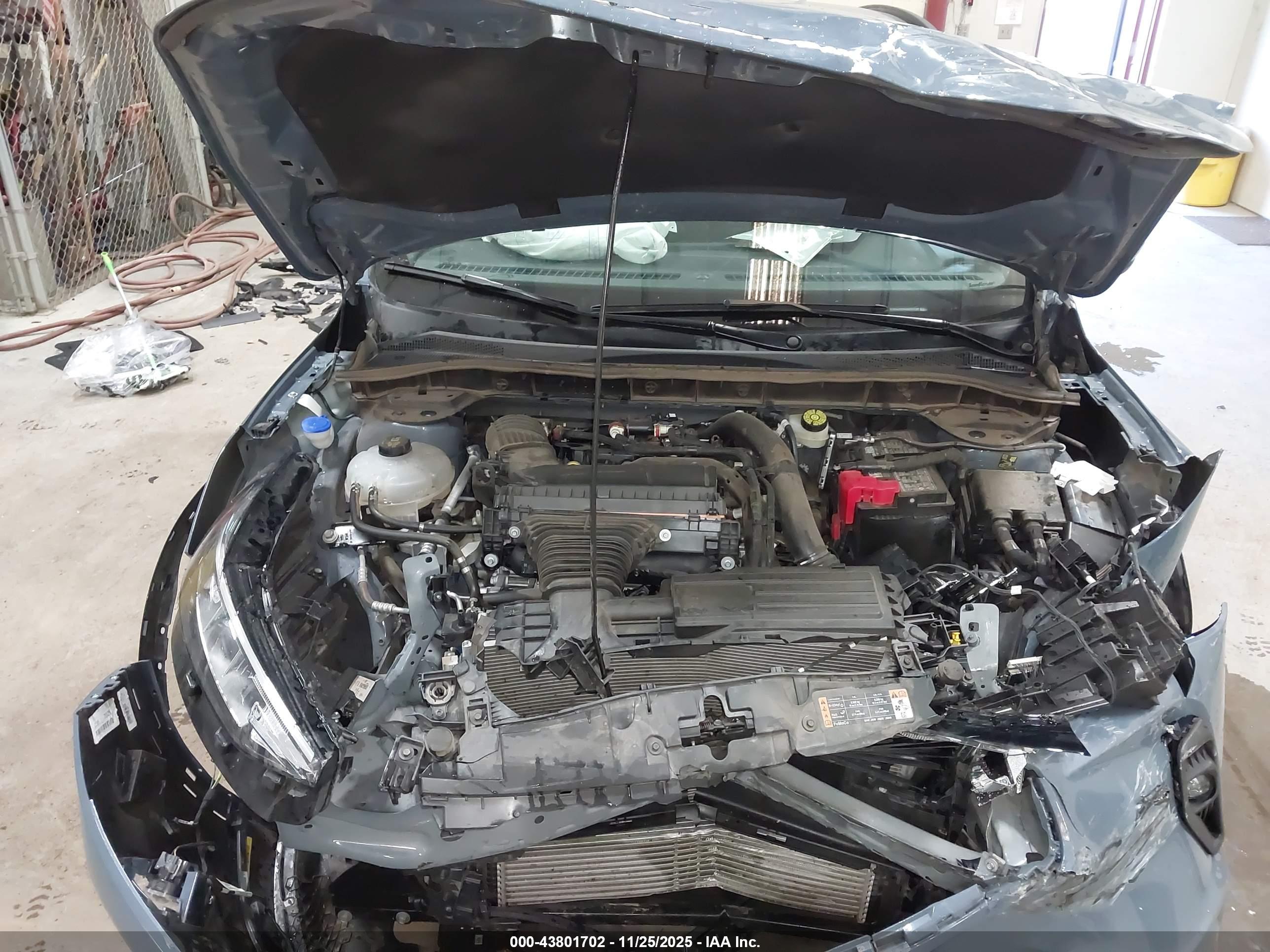 FORD ESCAPE image 10