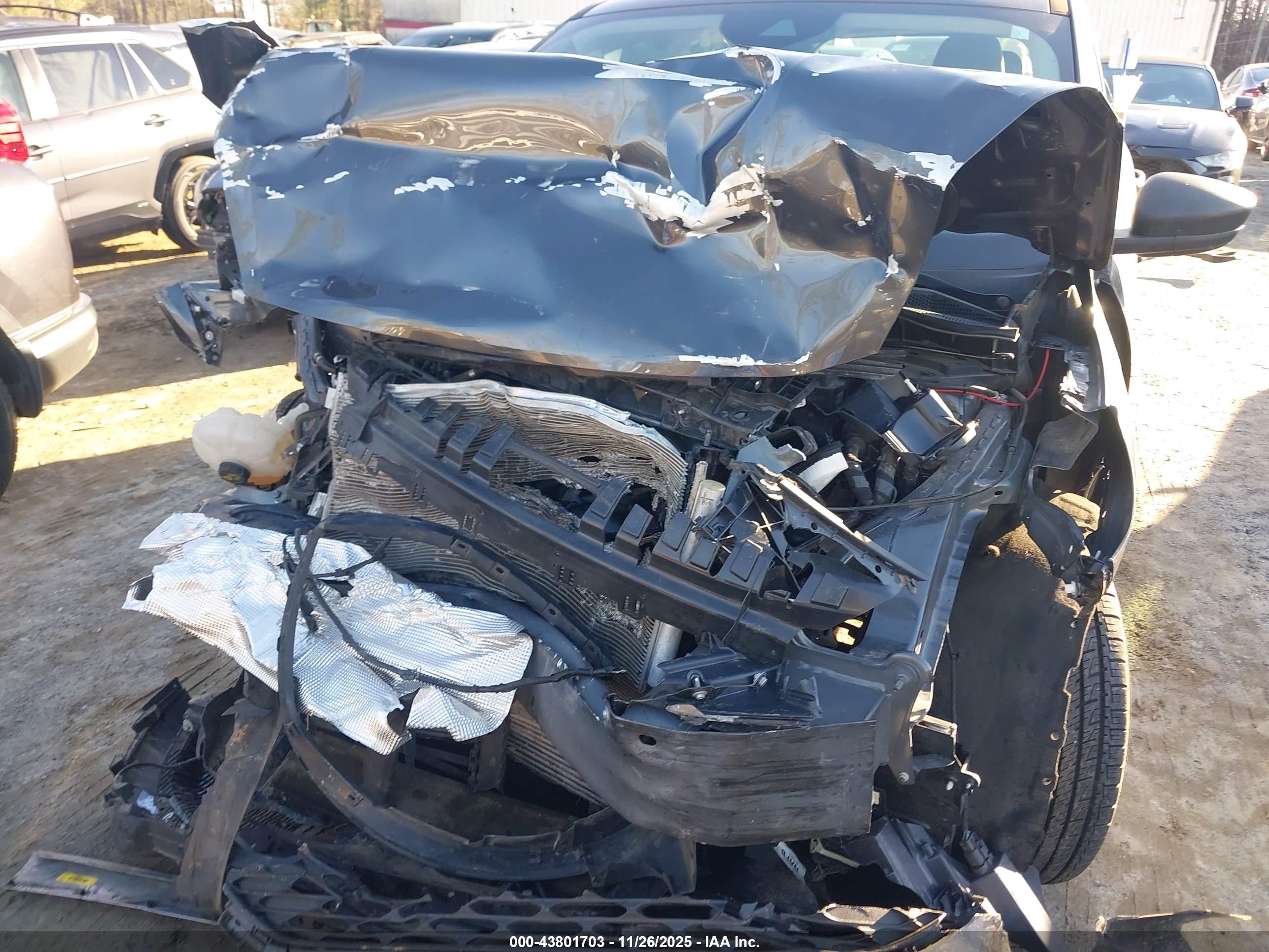 FORD ESCAPE image 6