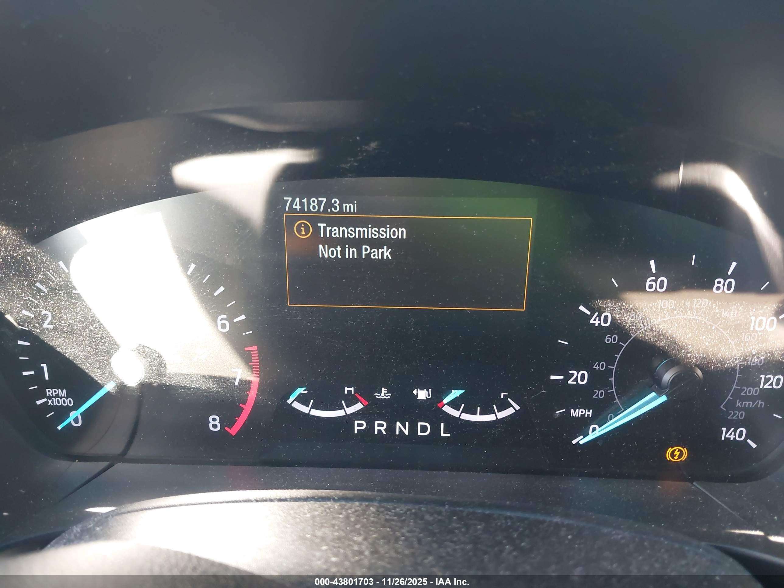 FORD ESCAPE image 7