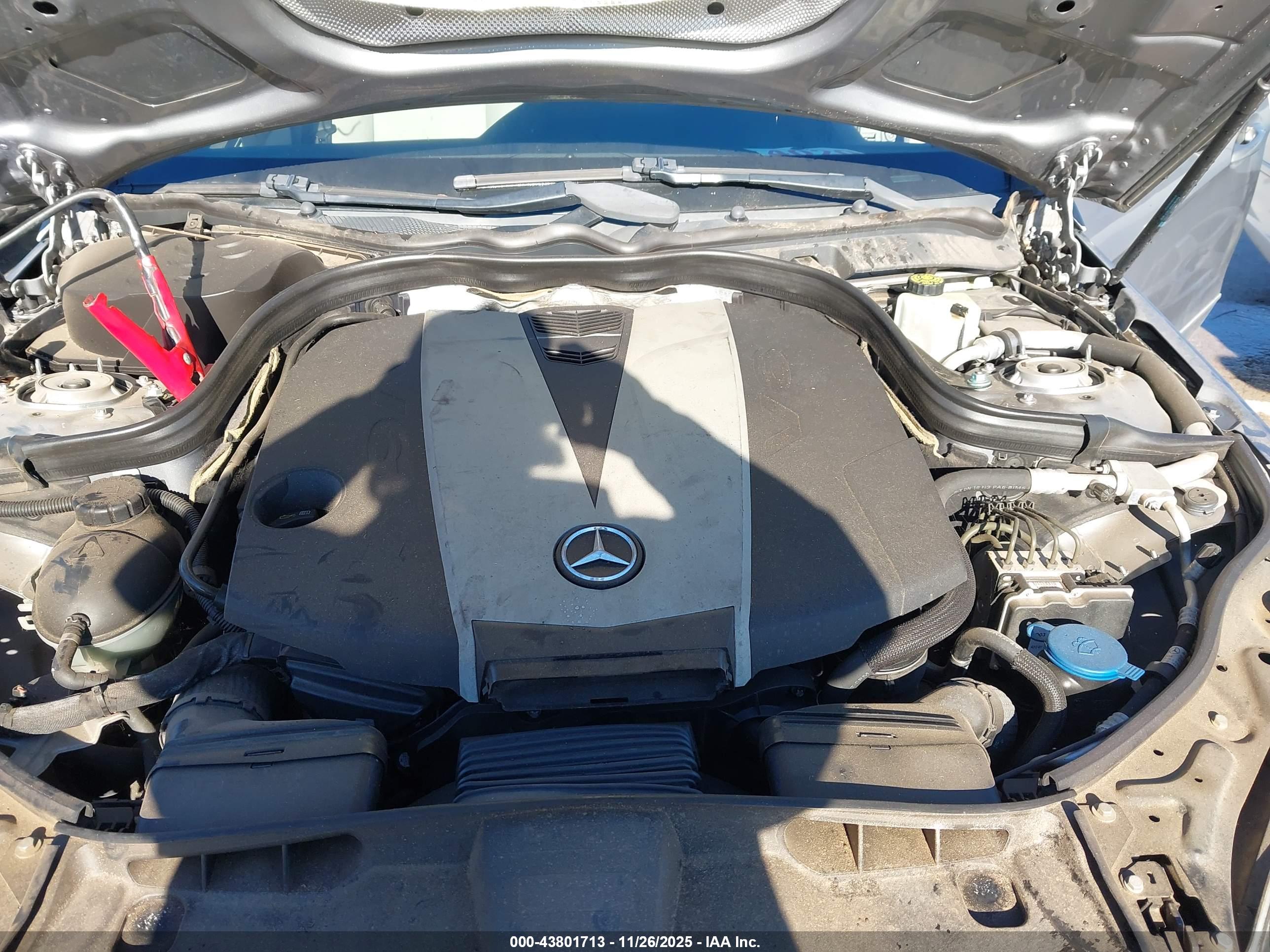 MERCEDES-BENZ E image 10