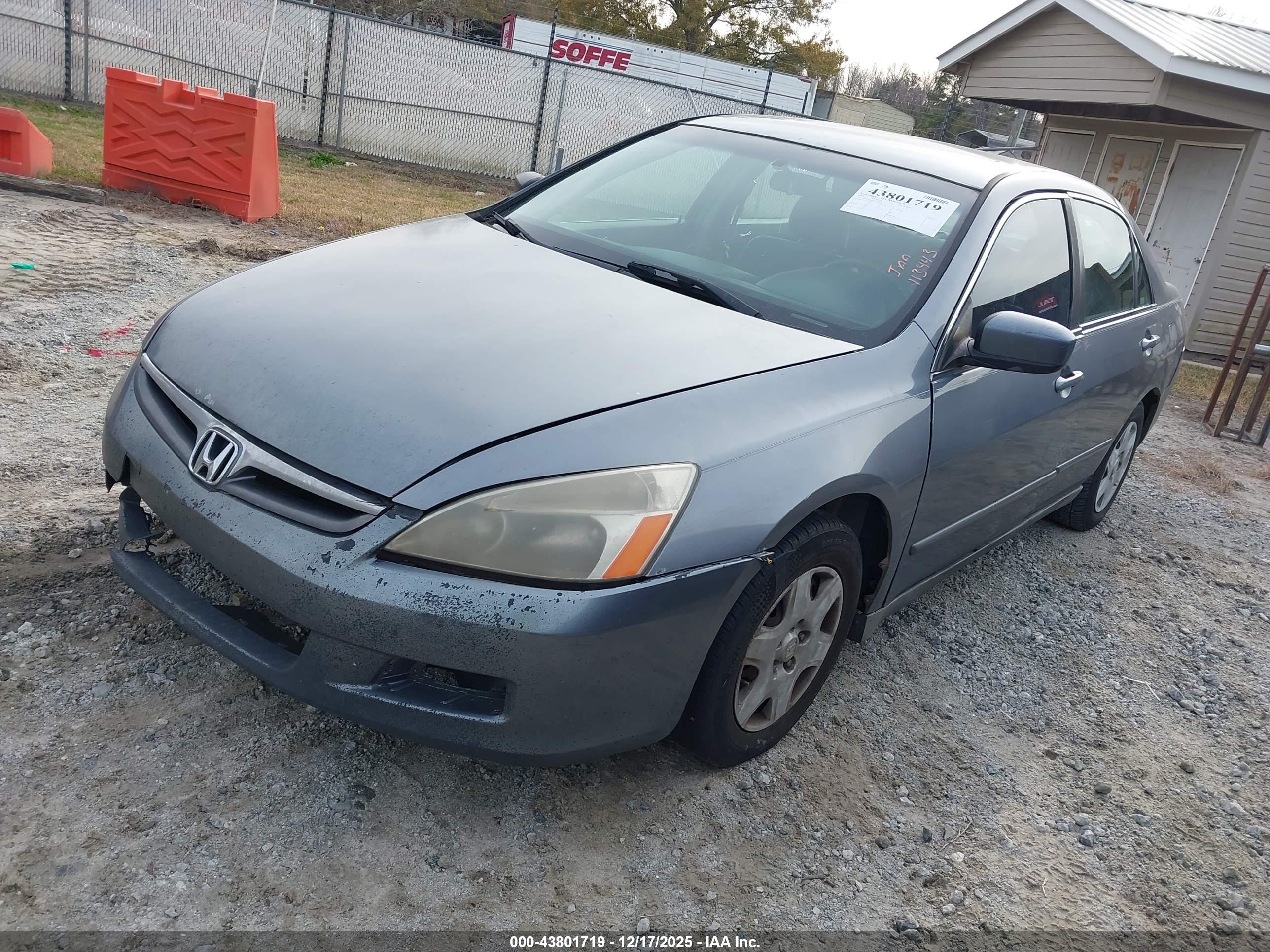 HONDA ACCORD image 2