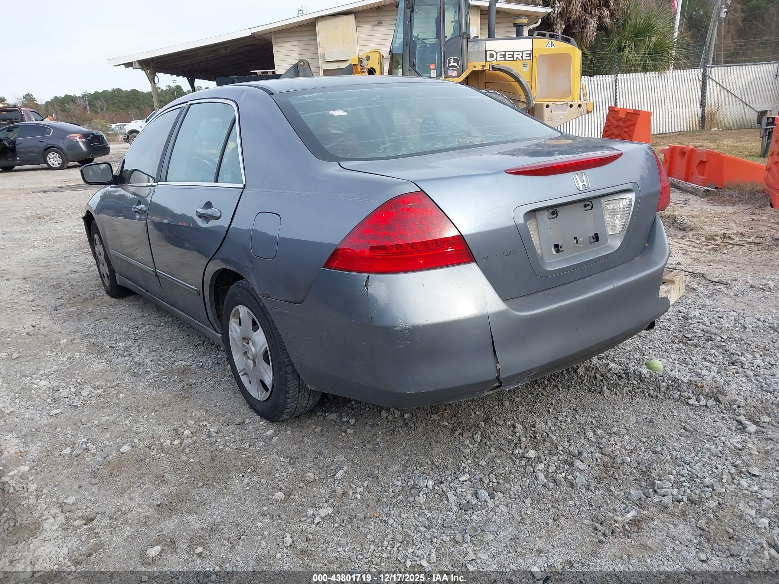 HONDA ACCORD image 3