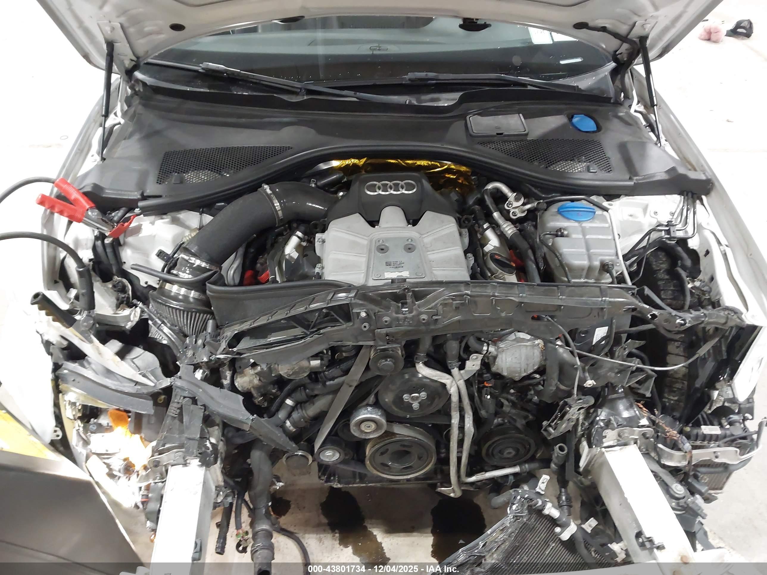 AUDI A6 image 10