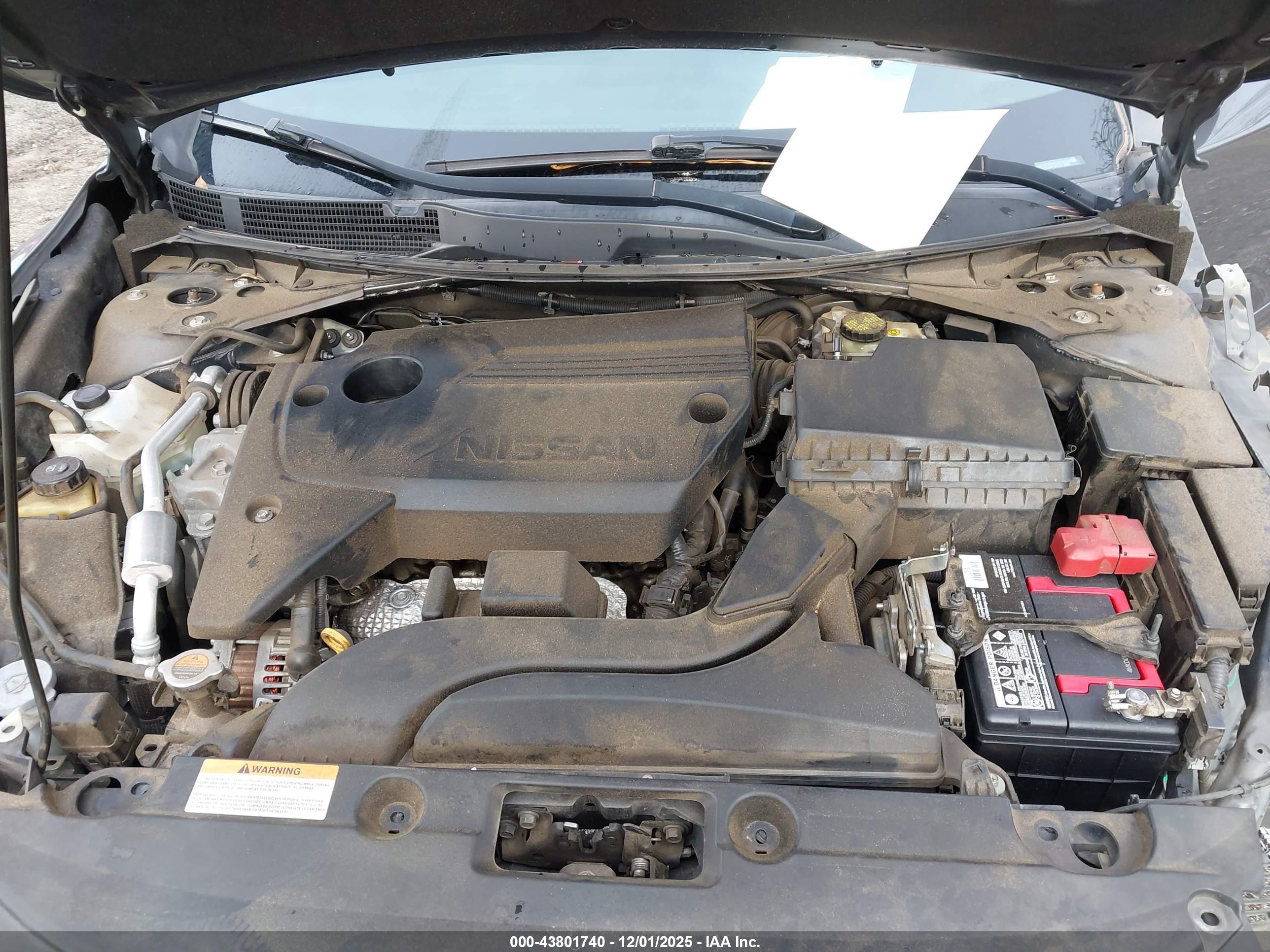 NISSAN ALTIMA image 10
