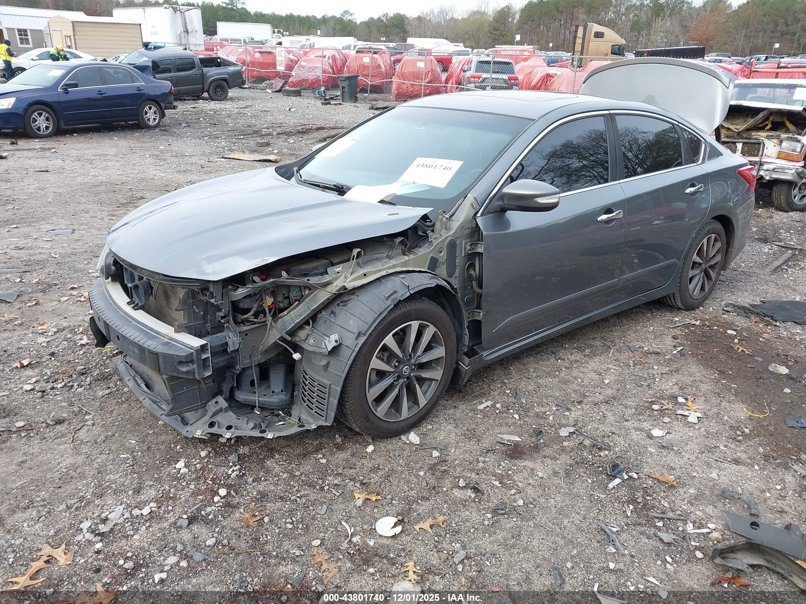 NISSAN ALTIMA image 2