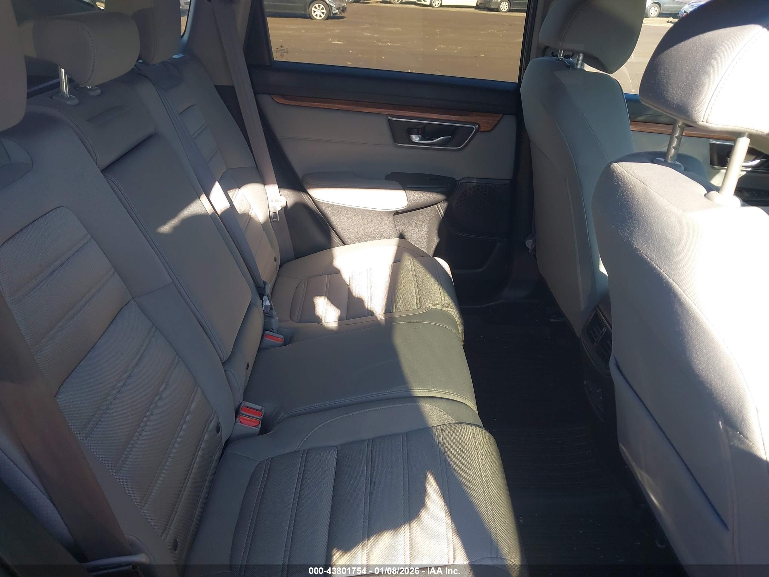 HONDA CR-V image 8