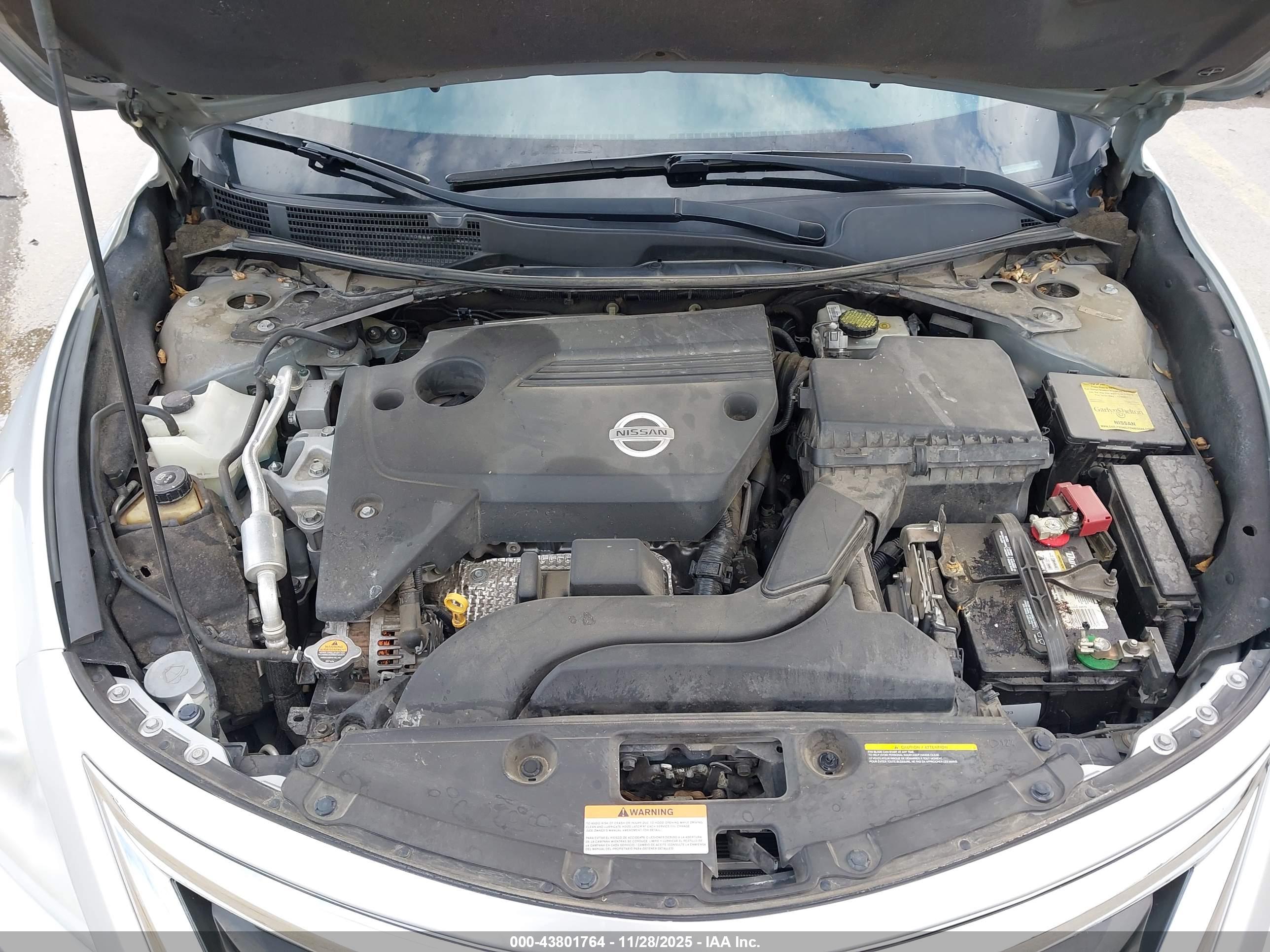 NISSAN ALTIMA image 10