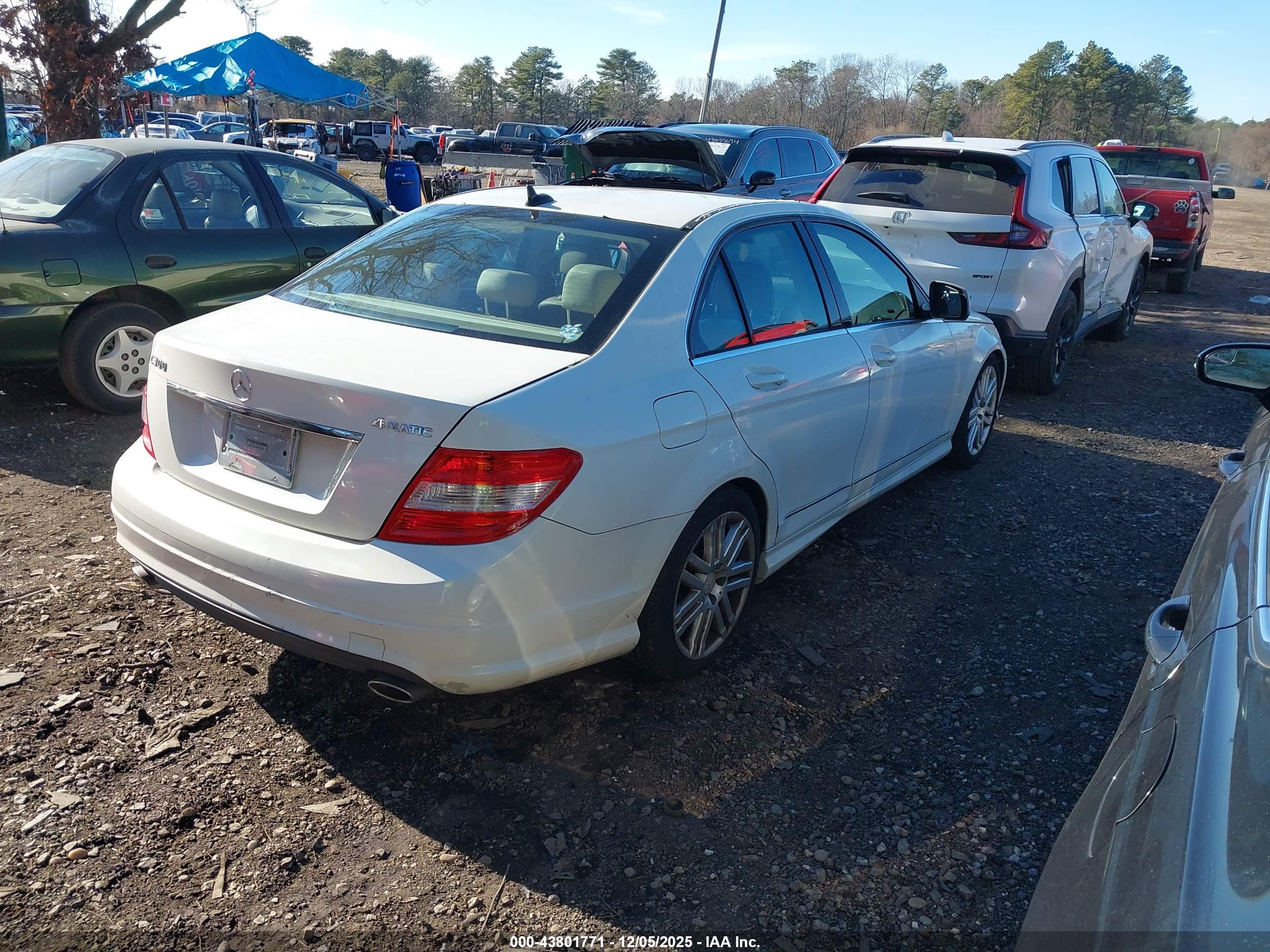 MERCEDES-BENZ C image 4