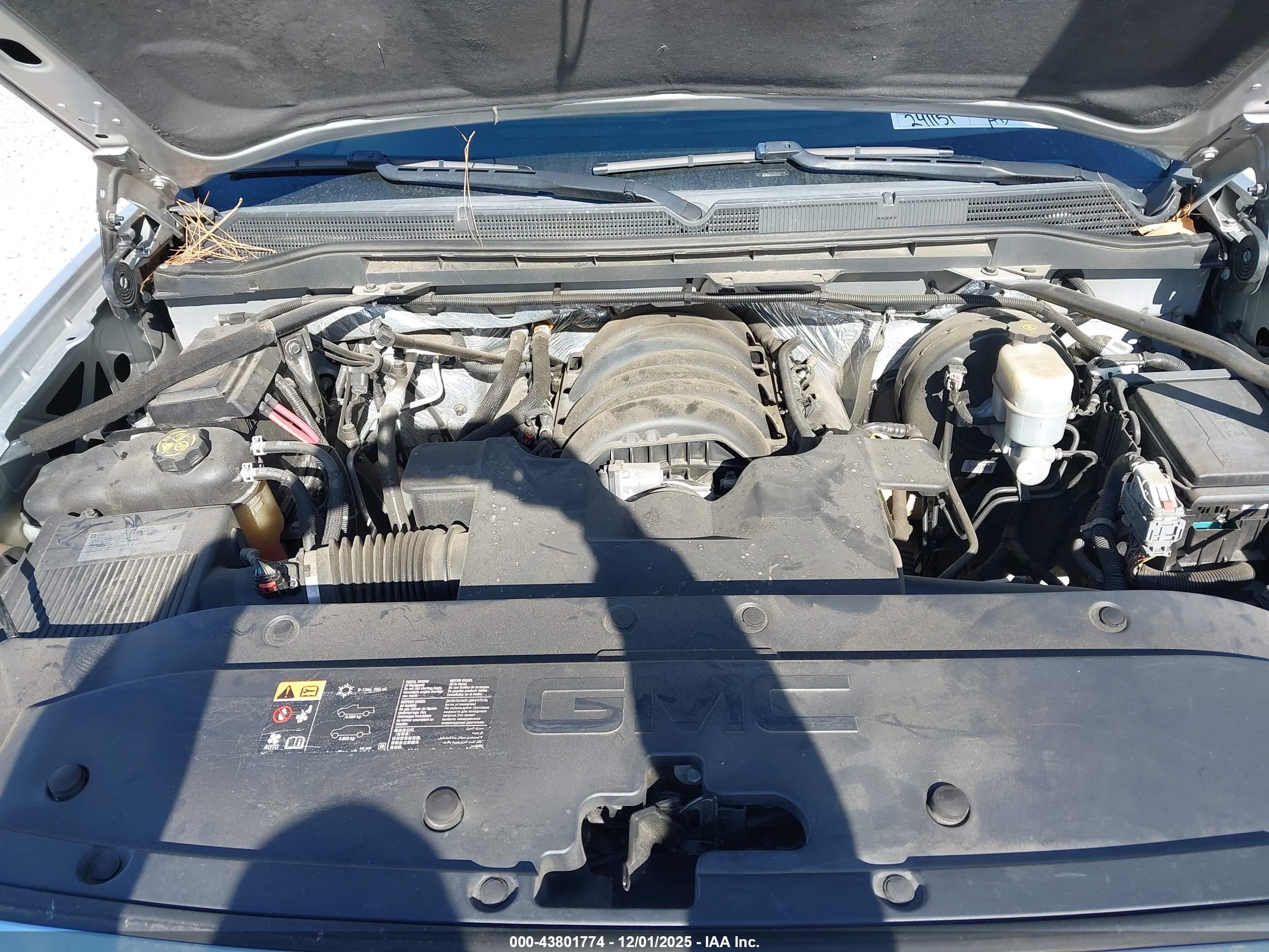 GMC SIERRA image 10